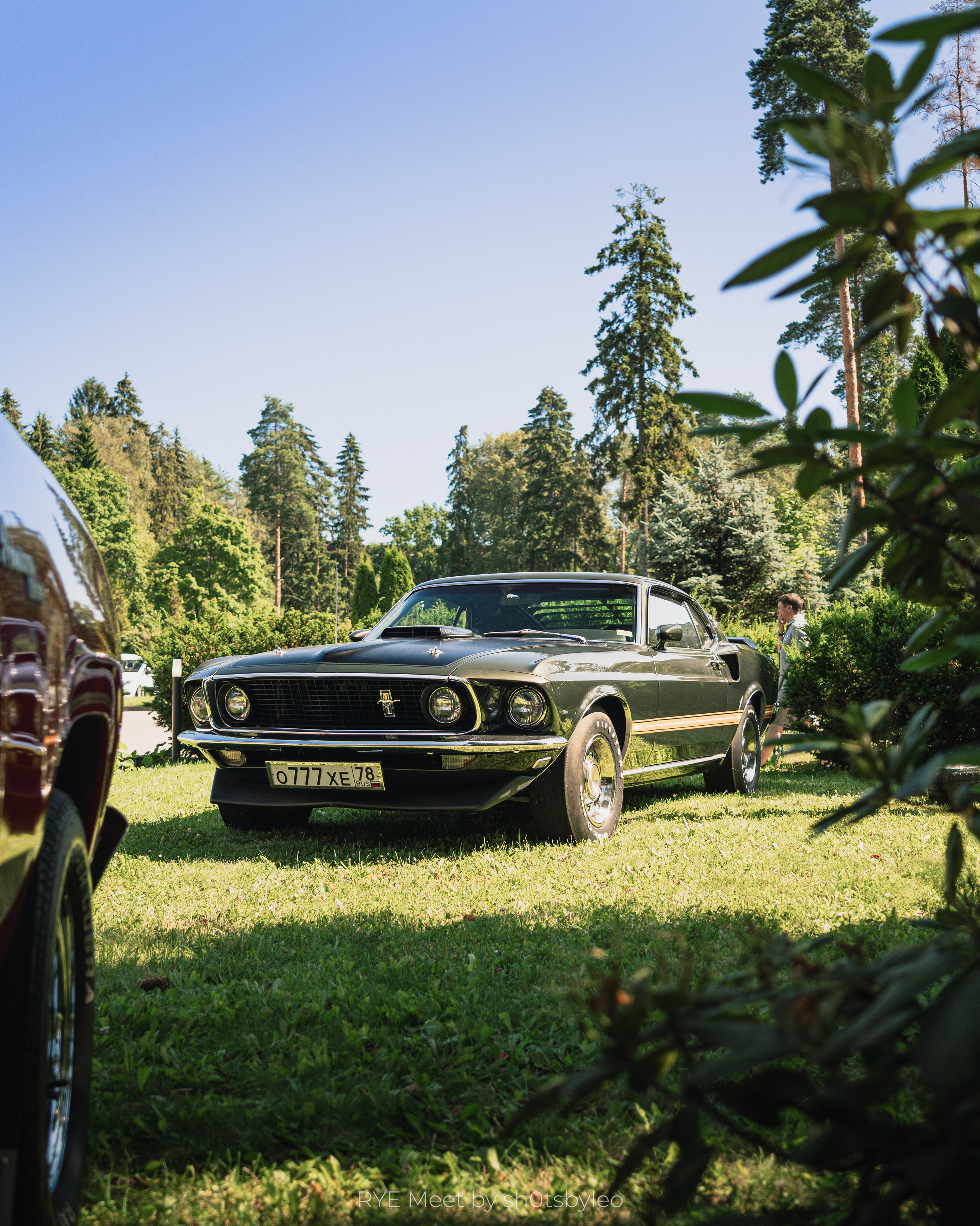 Масштабный летний фестиваль RYE Meet — встреча клуба любителей автомобилей старше 25-лет. Автомобильный фотограф Антон Цырулев