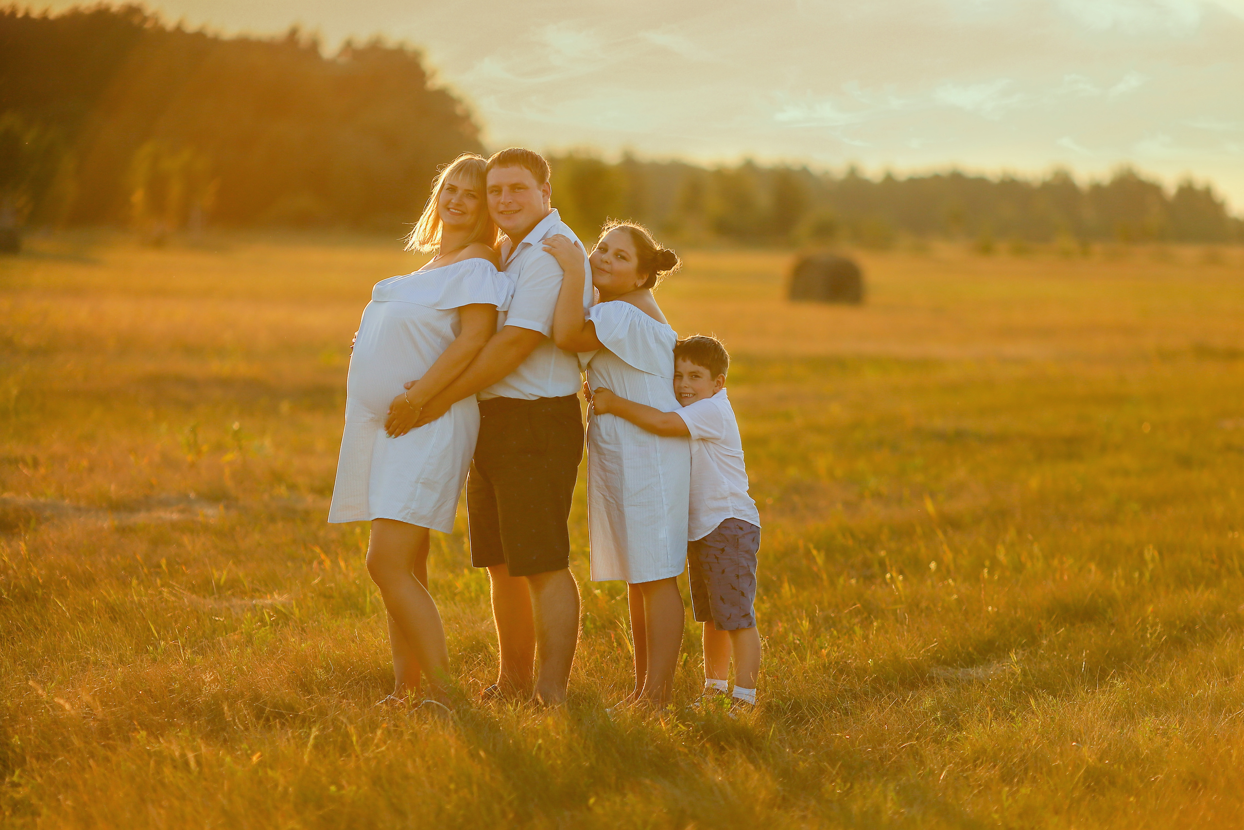 Семейная прогулочная фотосессия в Омске. Фотограф в Омске Таня Бережная