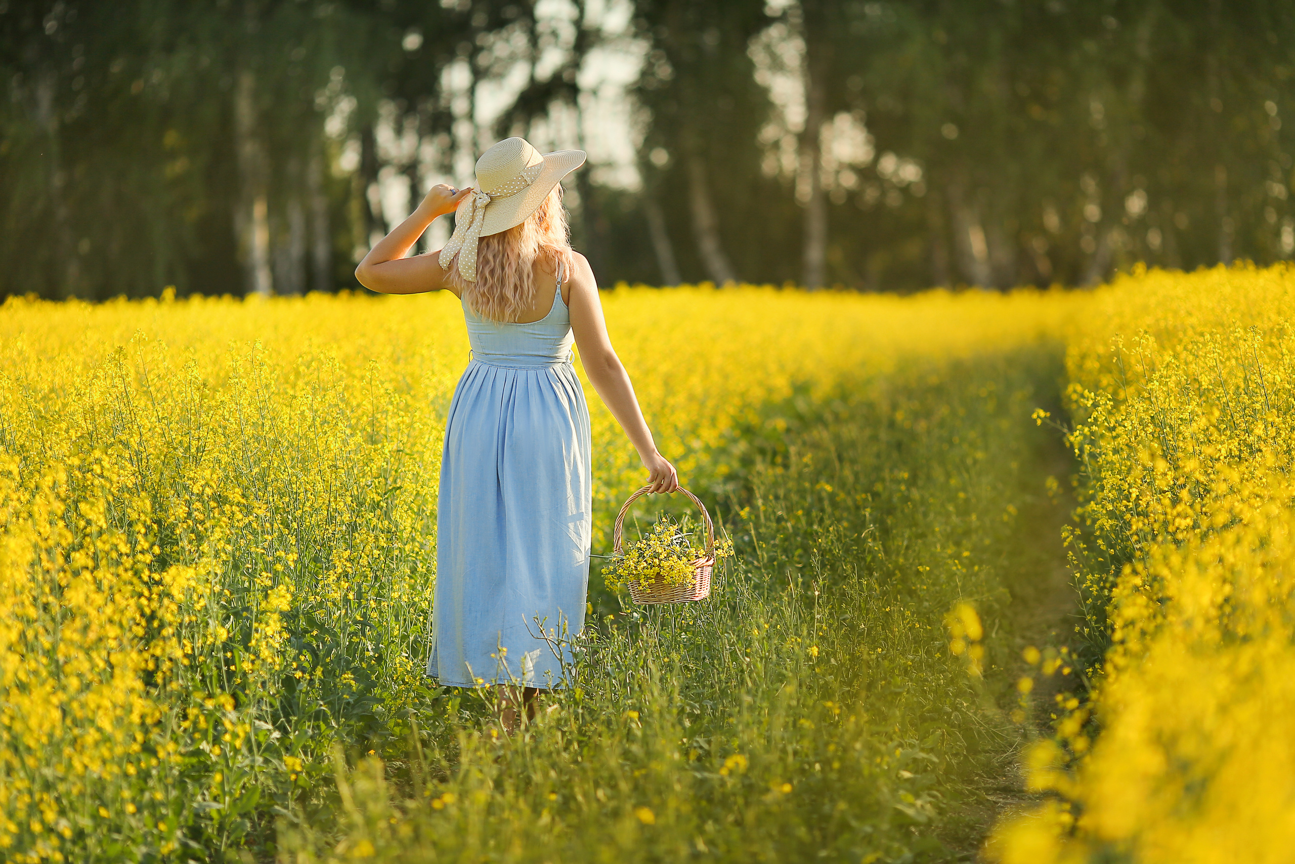 Семейная прогулочная фотосессия в Омске. Фотограф в Омске Таня Бережная