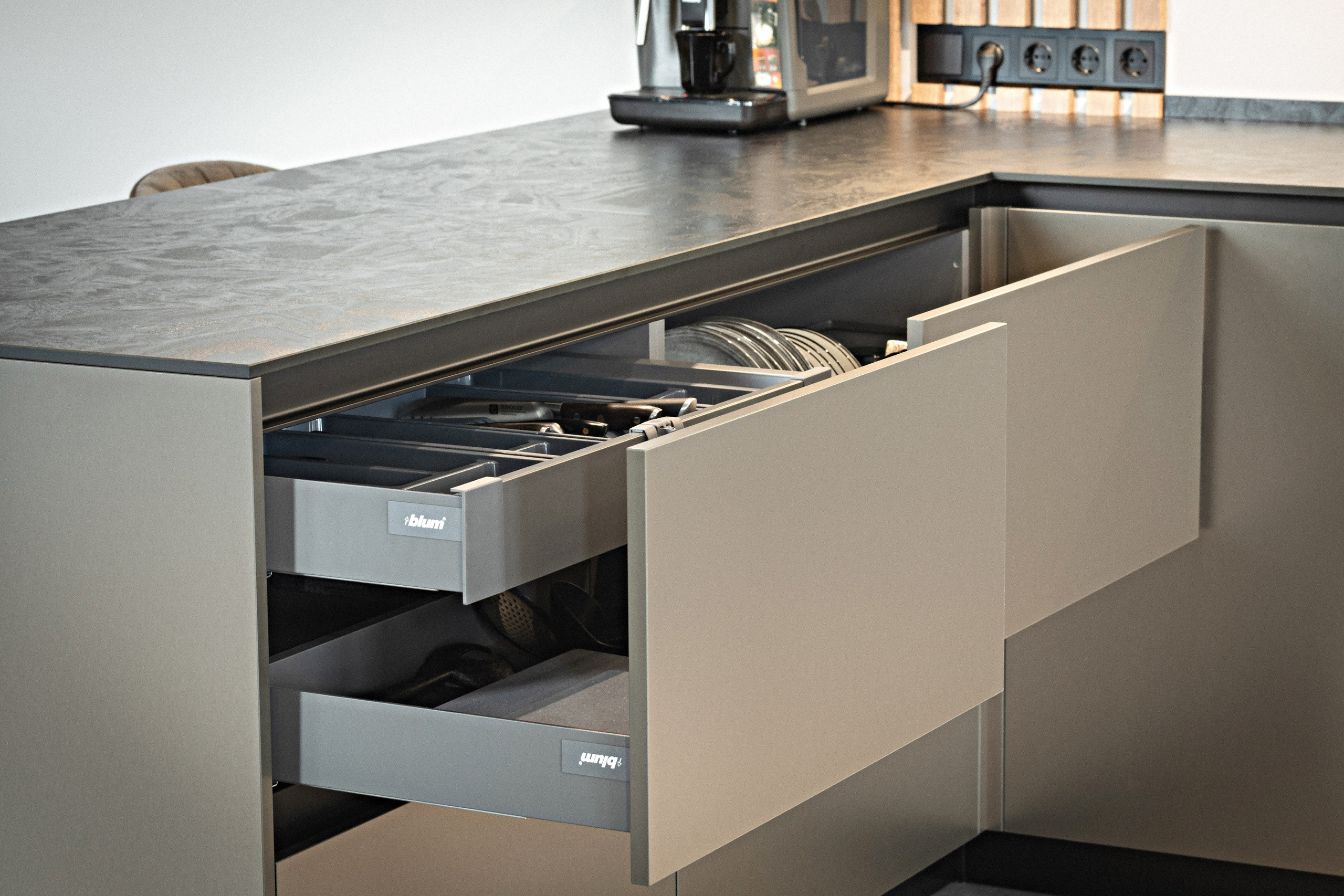 Интерьерная фотосъемка квартир. Фотосъемка для вашего бизнеса в Челябинске