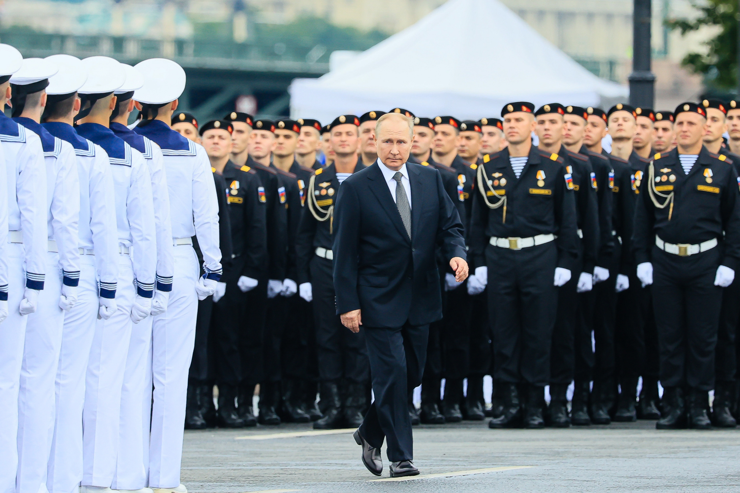 Владимир Путин на День Военно-морского флота — 2022 в Санкт-Петербурге. Моя фотография