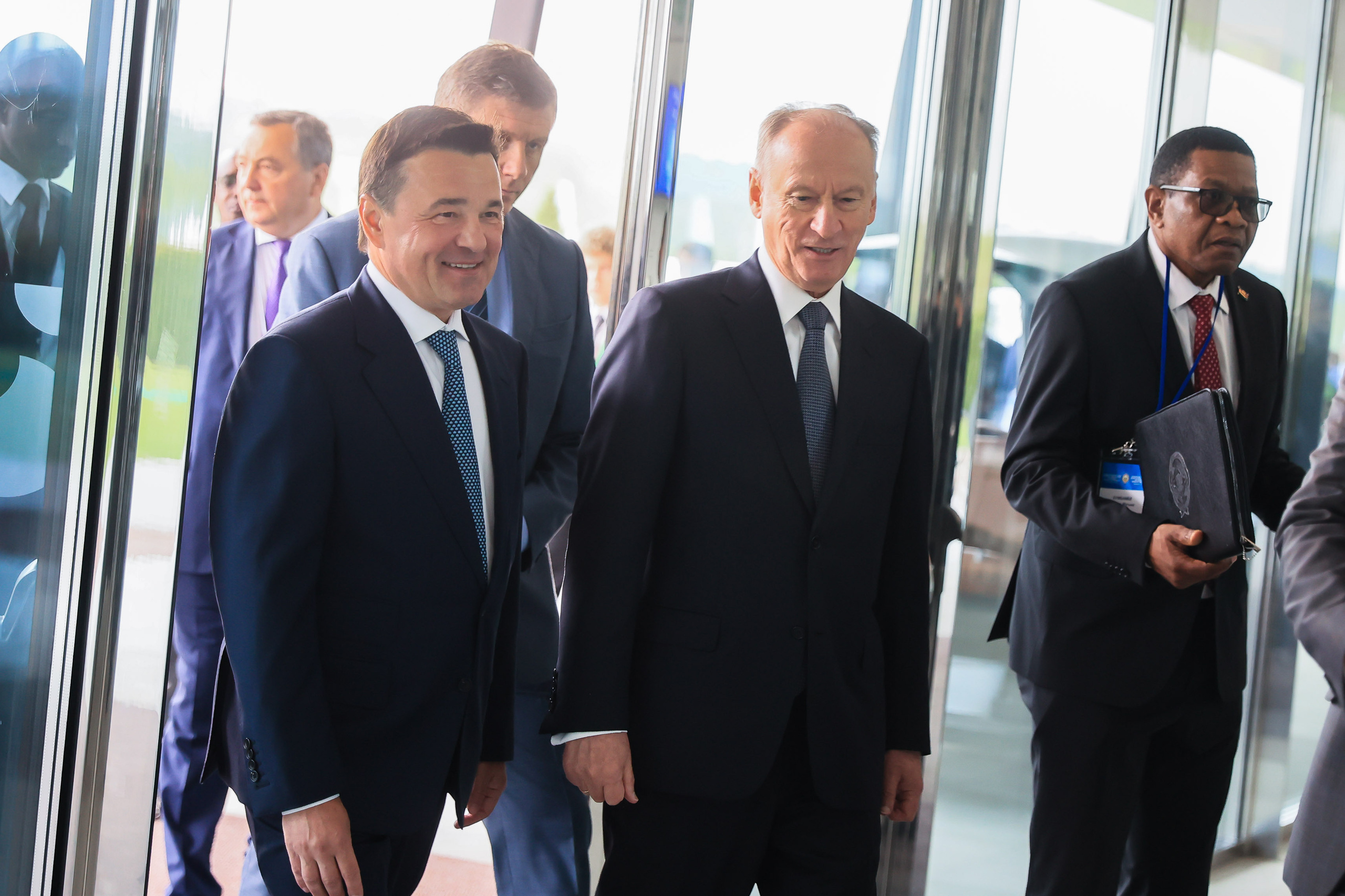 Николай Патрушев, Андрей Воробьев посетили международный форум безопас. Моя фотография