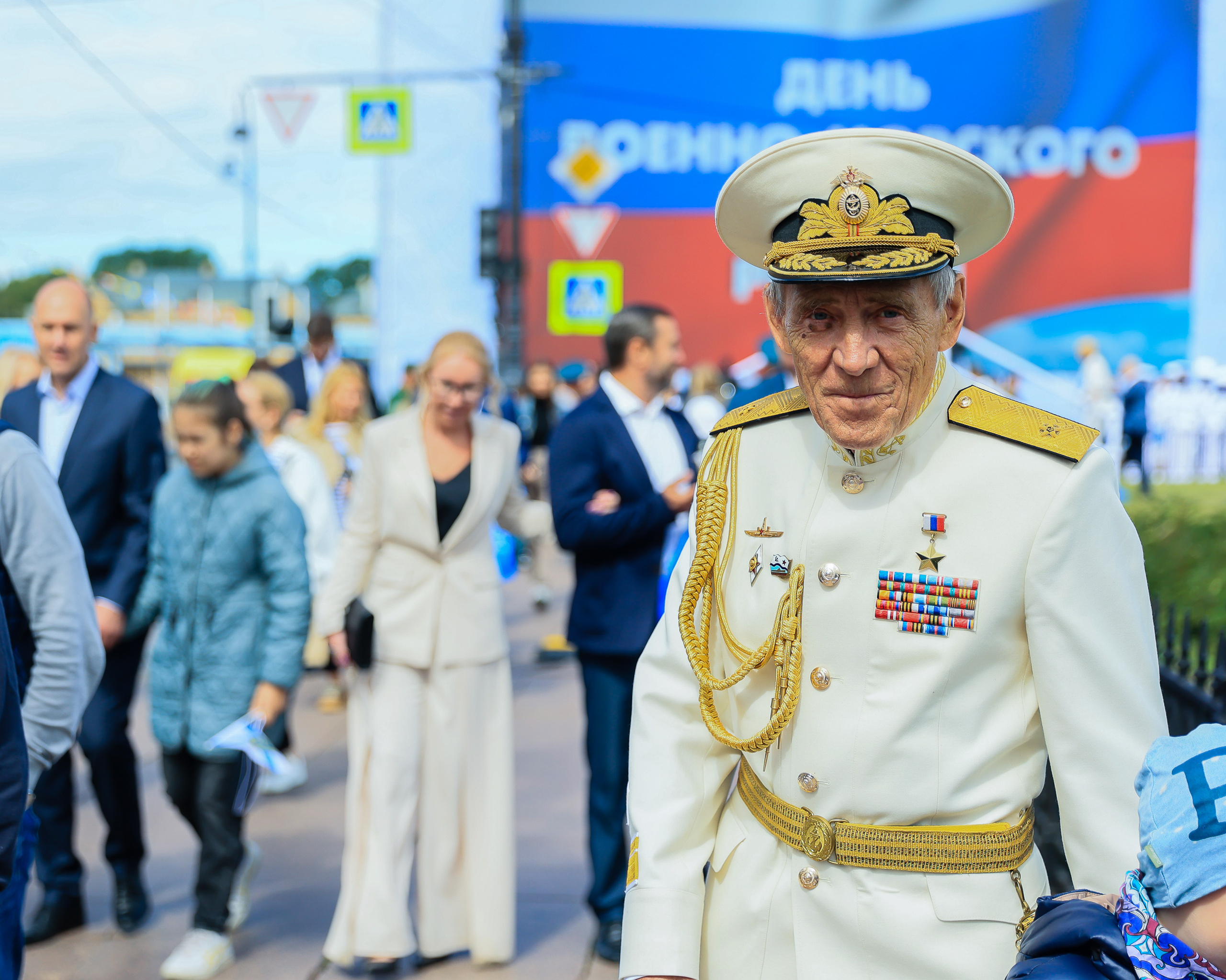Владимир Путин на День Военно-морского флота — 2022 в Санкт-Петербурге. Моя фотография
