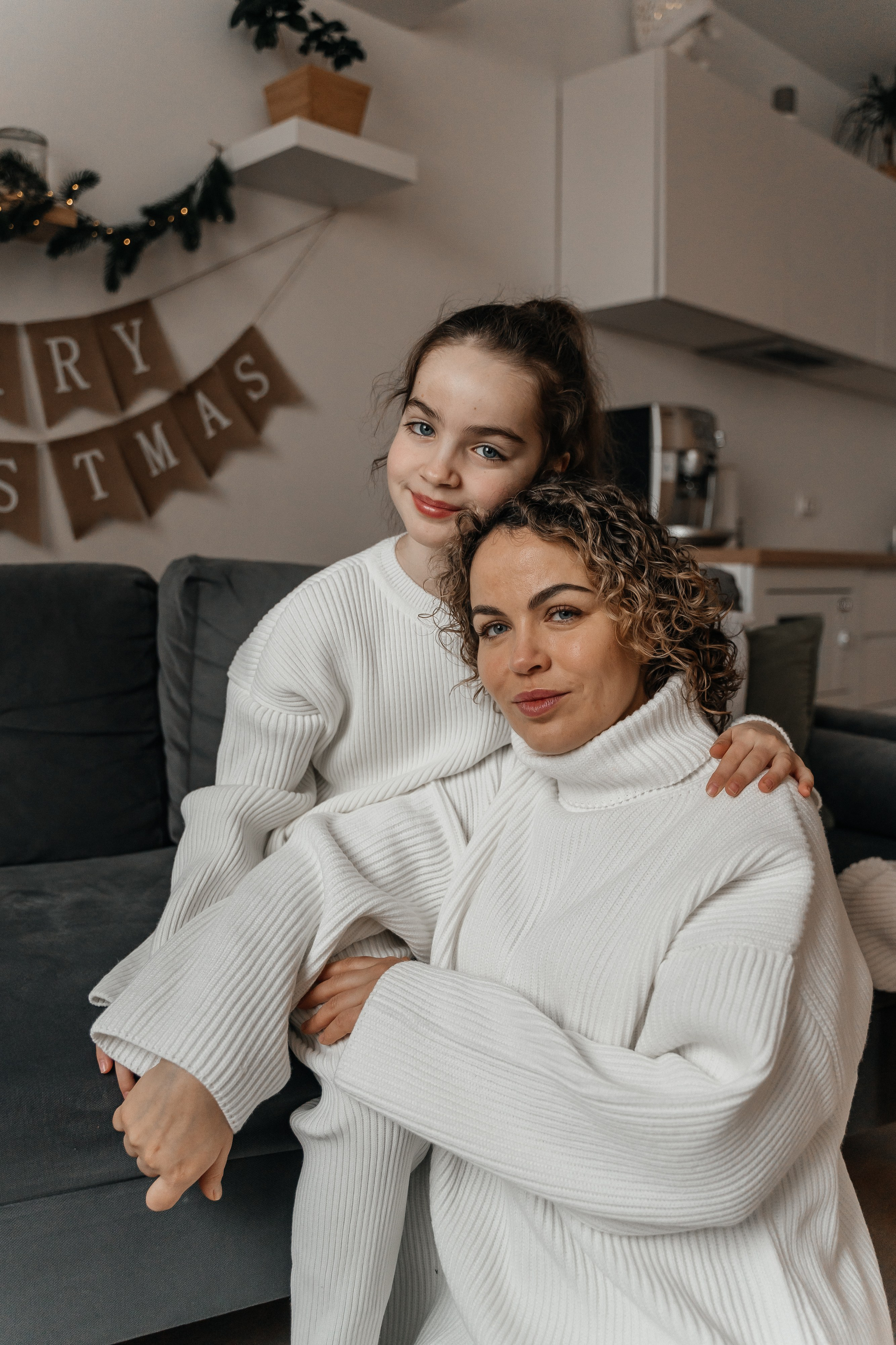 Максим, Катя, Лена и Ева. Волик Мария