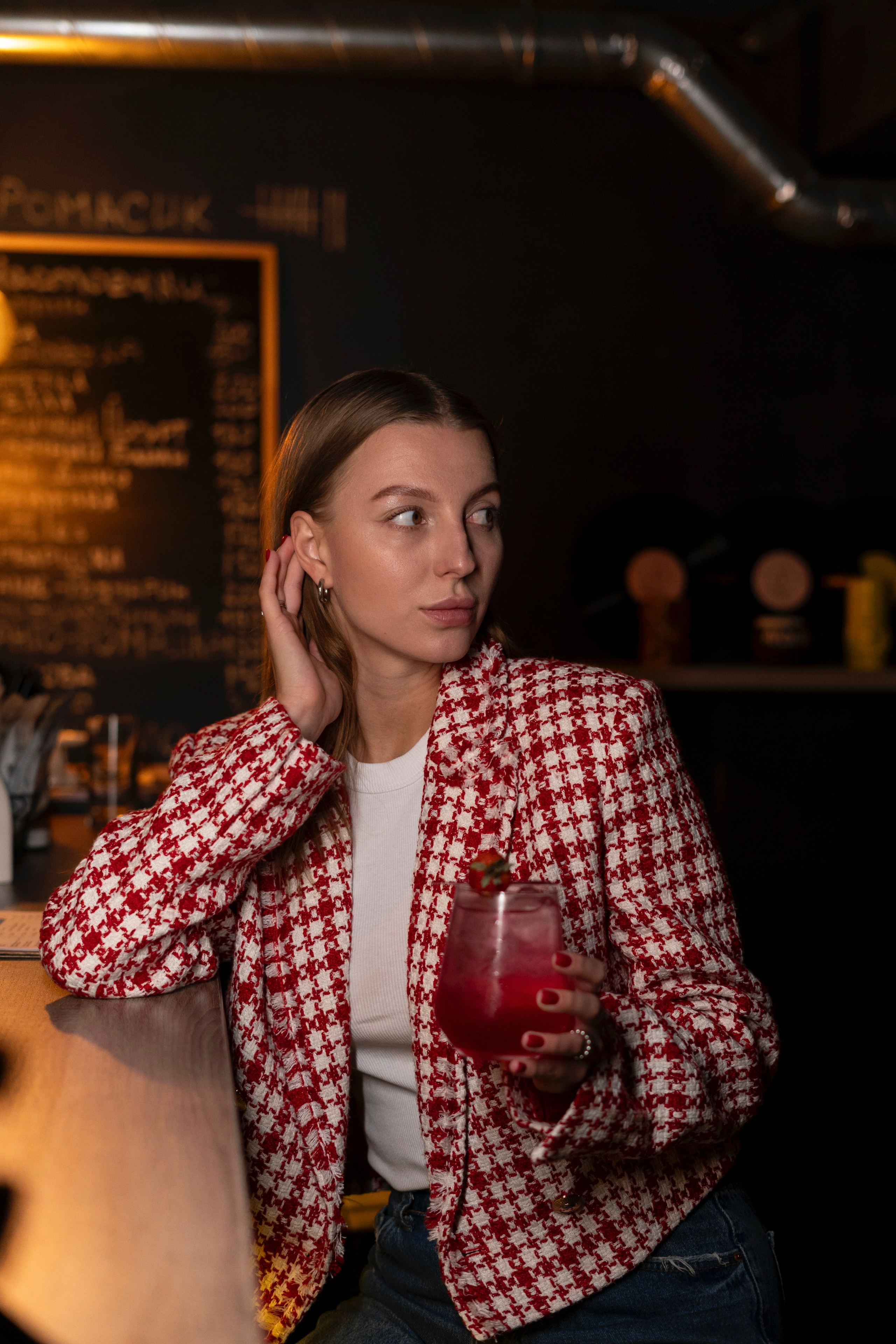 Бар девчонки. Фотограф Александра Волкова | Волгоград