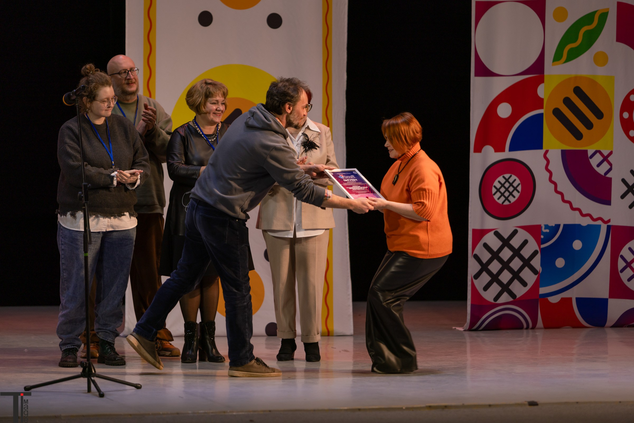 Театральная Вятка 2025. Имидж Технологии — репортажная фотография в Кирове Кировской области. Производство сувенирных магнитов, заливных этикеток и значков