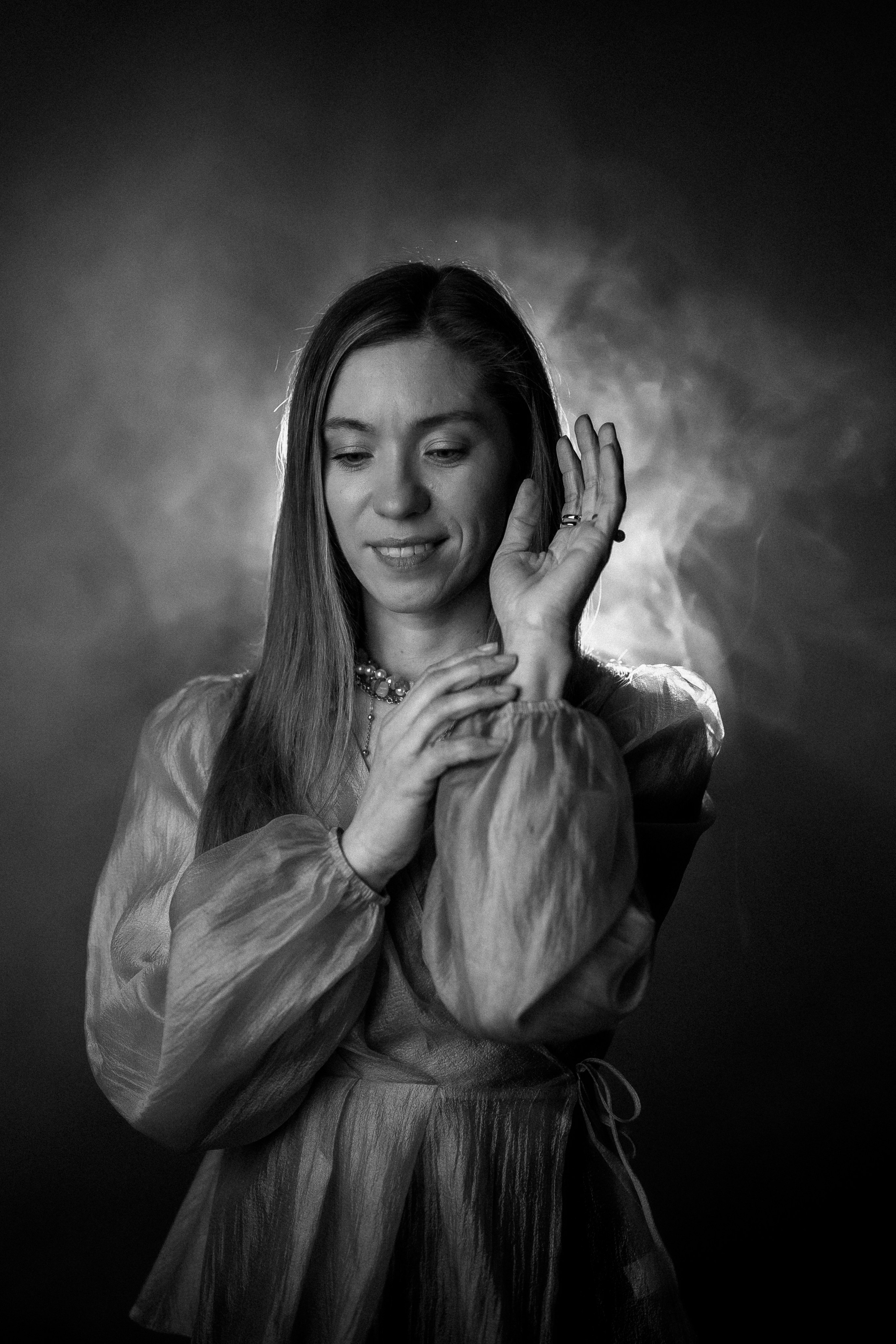 Цветной свет и дым. Альбина. Фотограф Елена Бабушкина