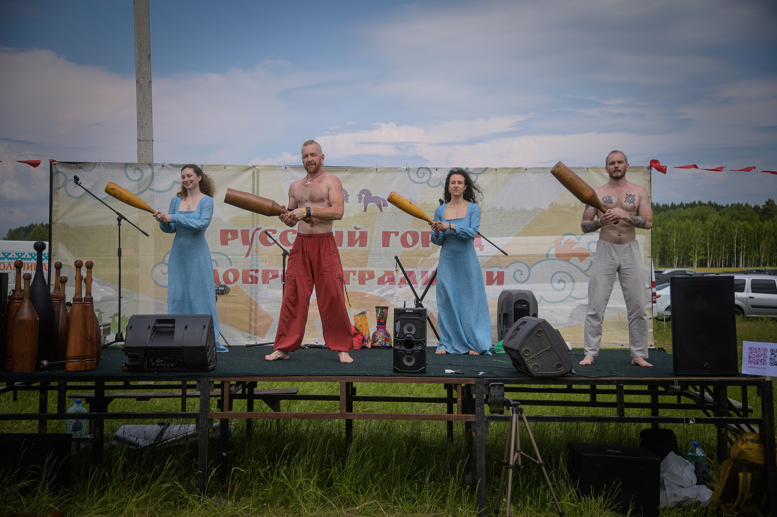 Мастер-класс сообщества «Думай булавой» на Этнофестивале 2025 г. Фотограф в Тюмени Александр Григоров