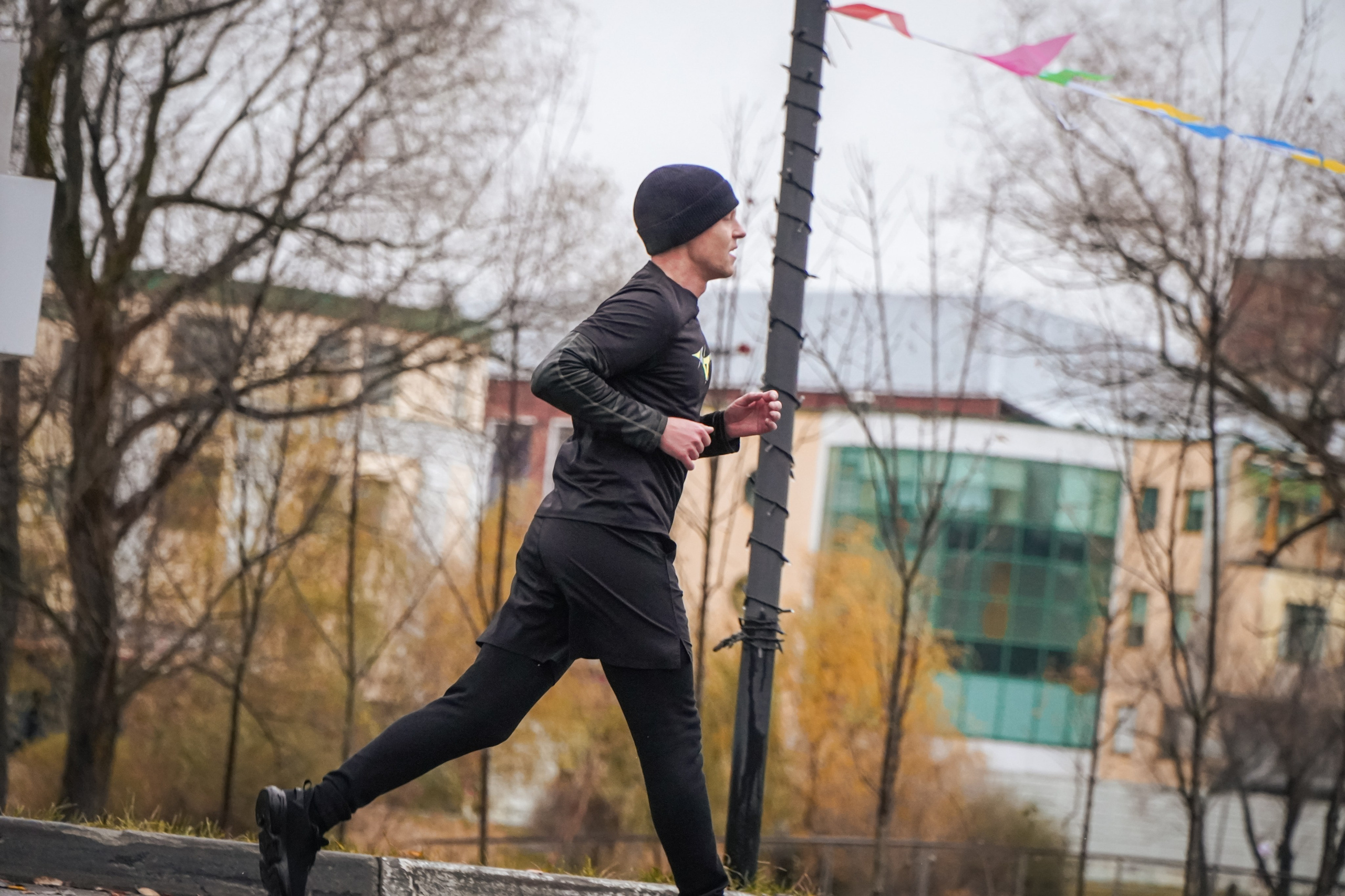 5 вёрст Реутов 16.11.2024. Роман Капилюшов. Бег. Фото. Видео. г. Люберцы