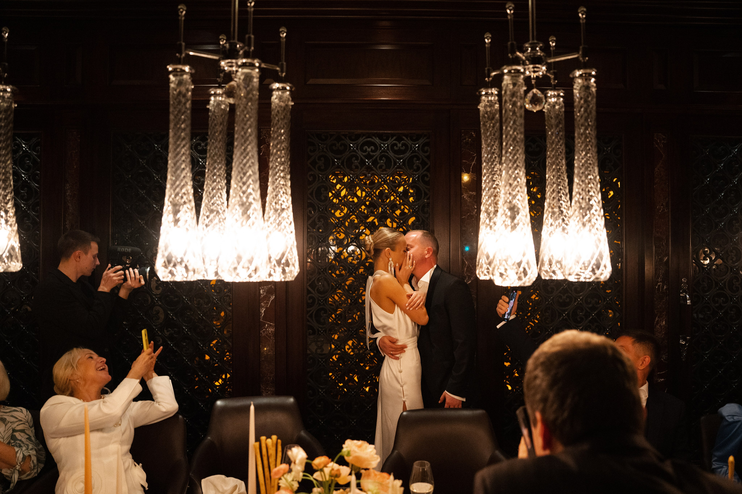 Анна Сергей. Камерная свадьба в Фосизонс в стиле неоклассика. Свадебный фотограф организатор в Санкт-Петербурге Ассоль Опарина