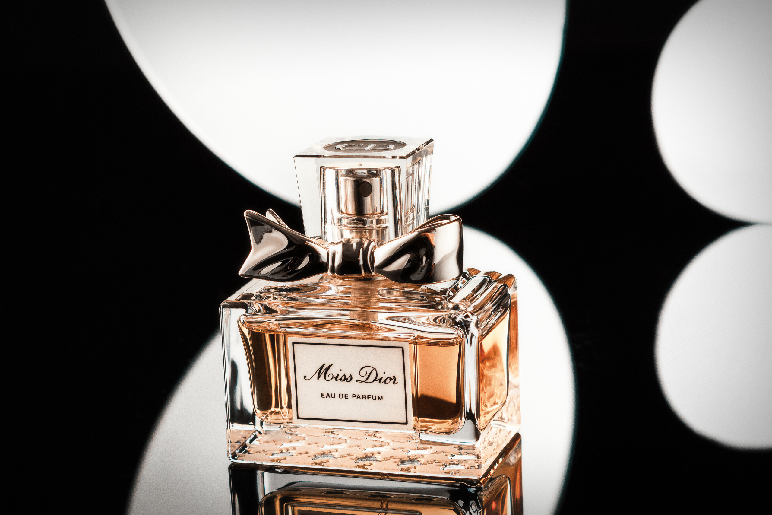  Miss Dior флакон духов с зеркальными пятнами