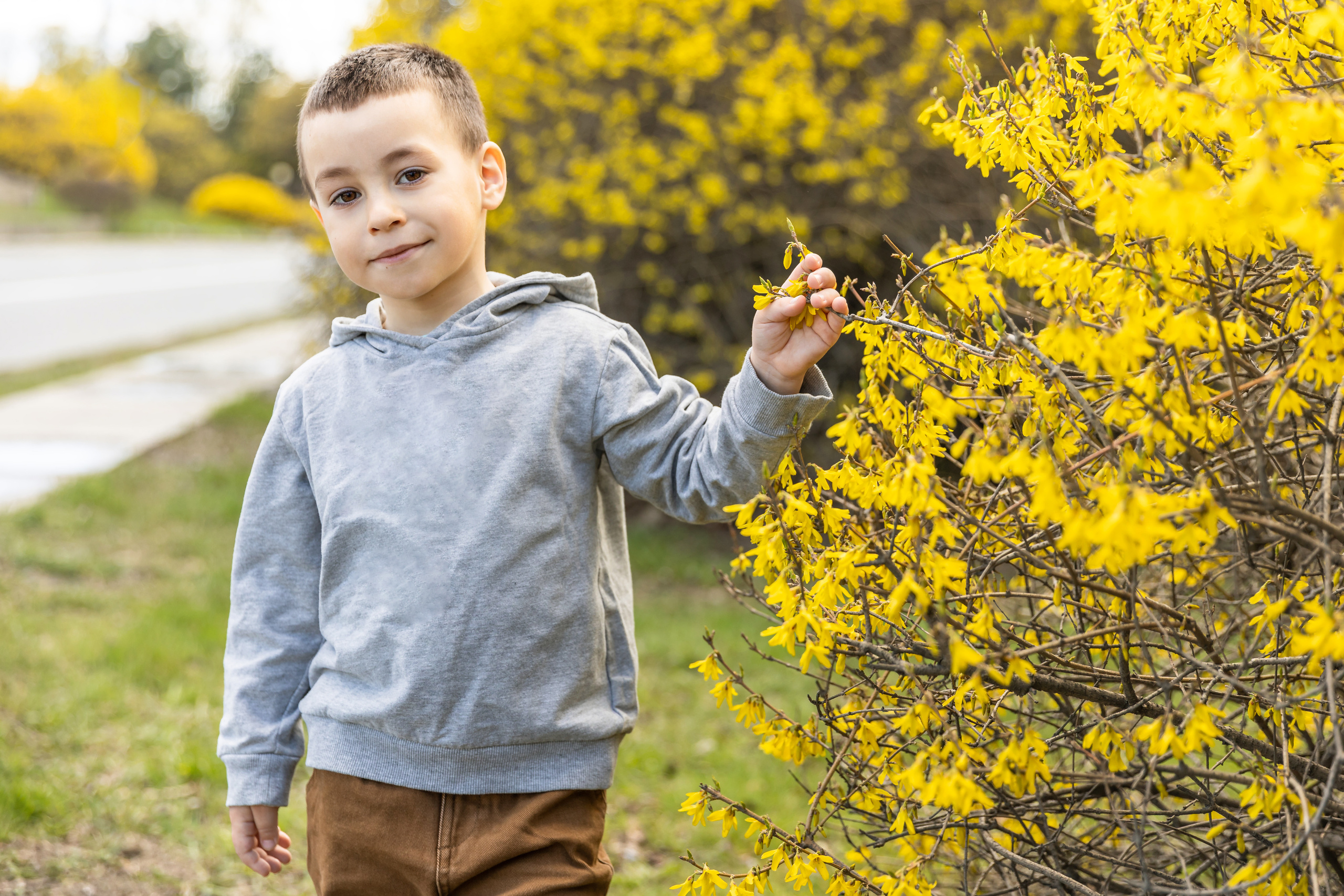 Семейная прогулка в желтом цветении. Детский семейный фотограф в г. Находка Ольга Коваленко, фотостудия Memories