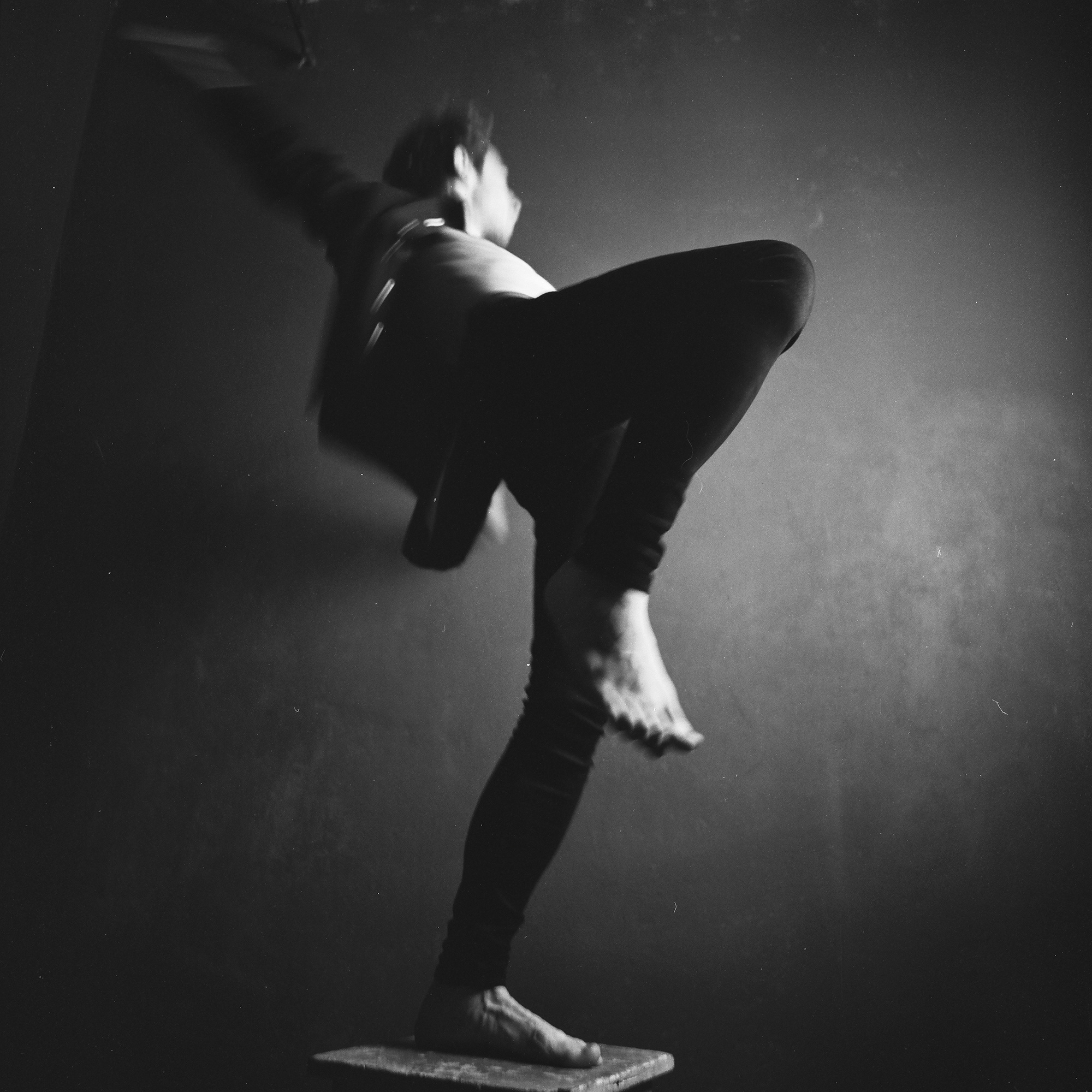 Body. Polina Soyref, portrait photographer