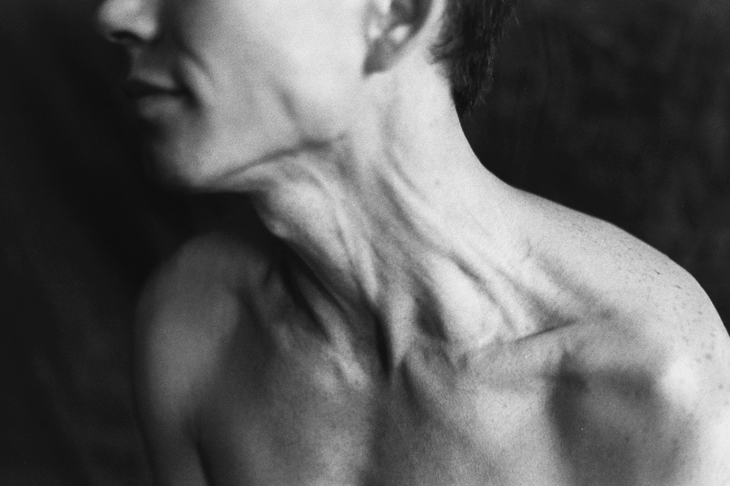 Body. Polina Soyref, portrait photographer