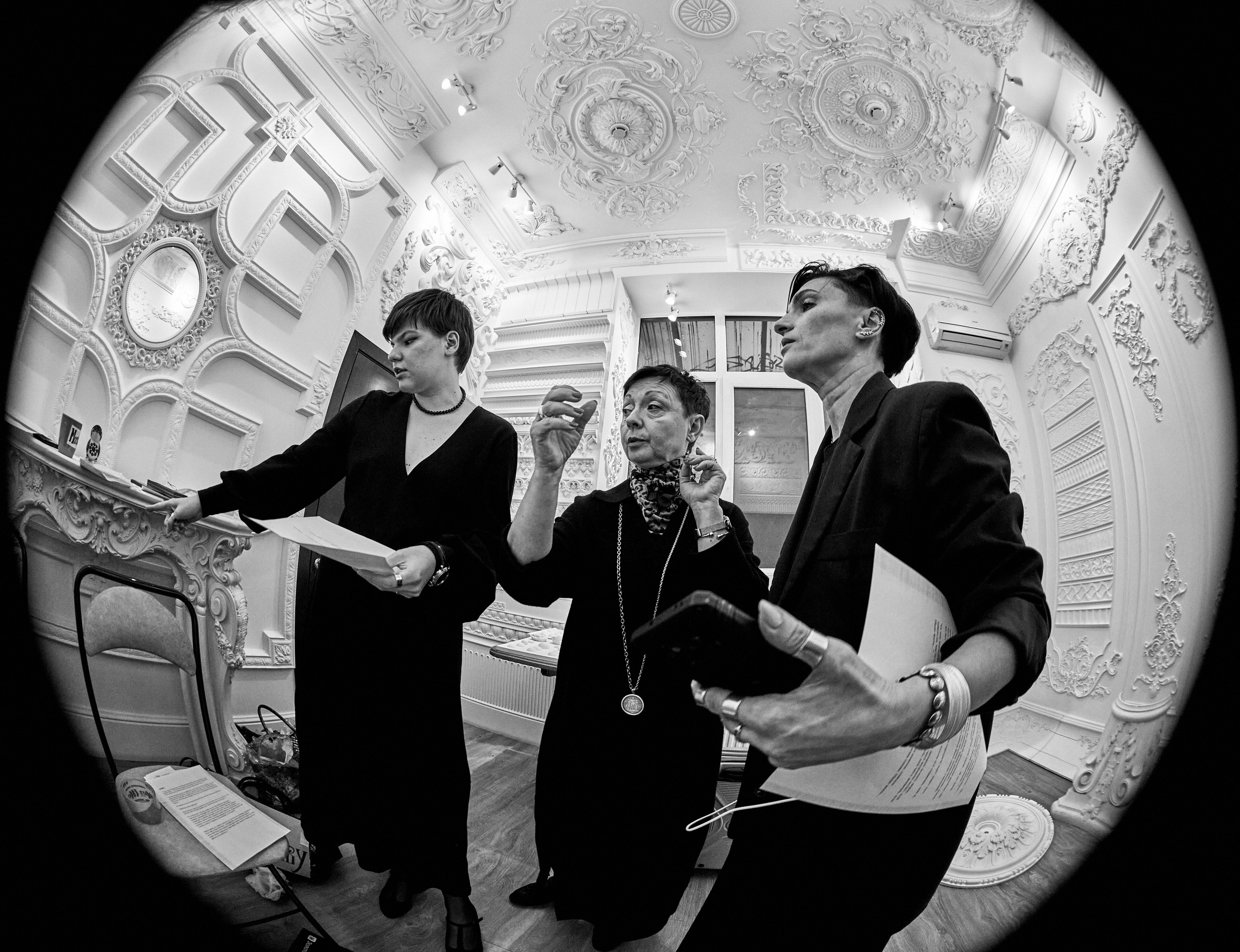 Проект «Соображаем на троих» лекция по А. Чехову в салоне «Аврора». Фотограф Юлия Маринина