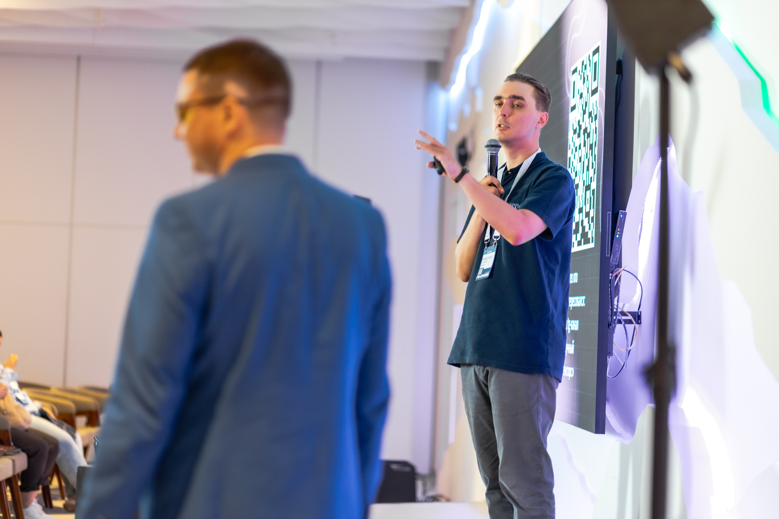 Aha! — 29–30 мая 2025. Фотобанк Матемаркетинг