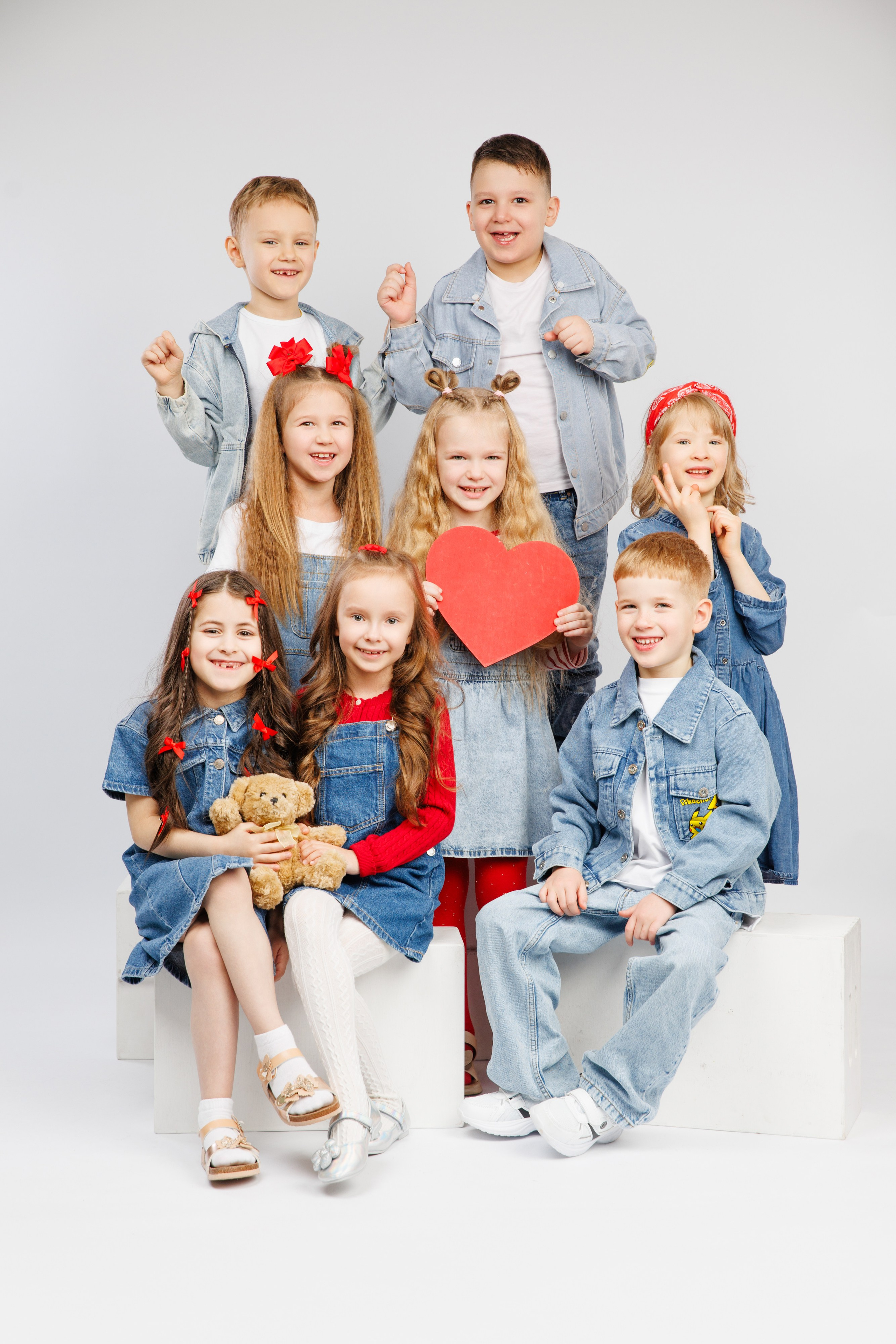 ПОРТРЕТЫ. Выпускные альбомы в Москве FOTOVMESTE