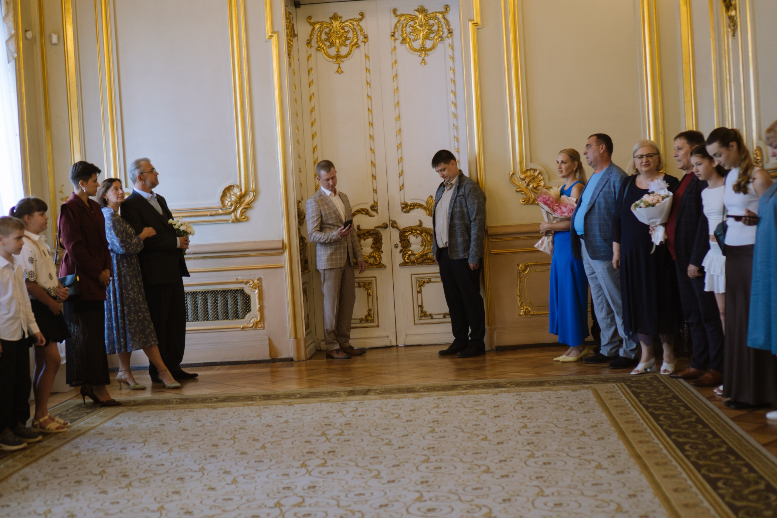 СЪЁМКИ В ПЕРВОМ ДВОРЦЕ ПРОГУЛКА И СТУДИЯ. Профессиональный фотограф, Санкт-Петербург — Виктория Богомолова