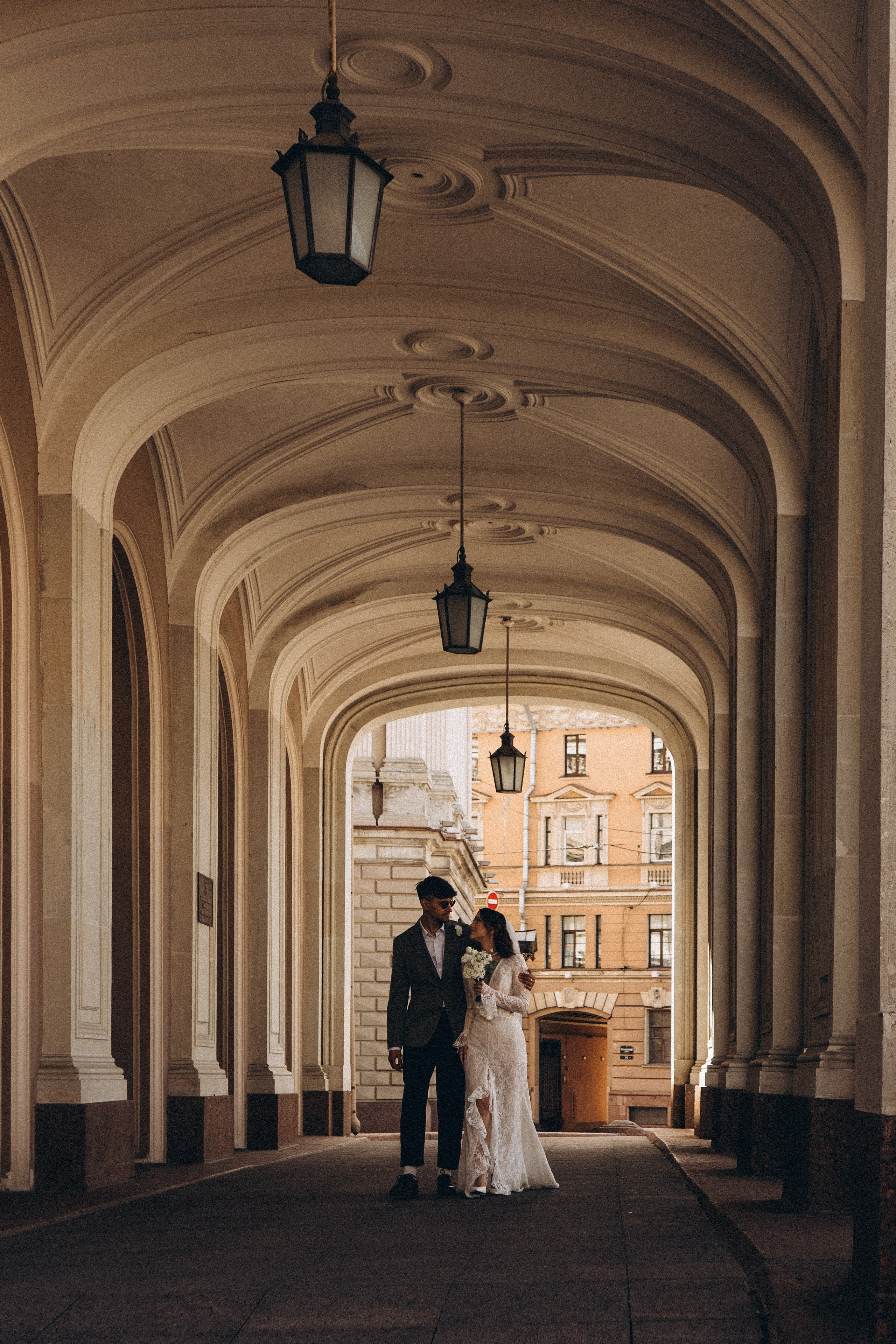 СВАДЕБНАЯ ПРОГУЛКА ВОЗЕ ИСАИКЕВСКОГО СОБОРА АСТОРИИ И ЗАКОНОДАЛЕТНОГО СОБРАНИЯ. Профессиональный фотограф, Санкт-Петербург — Виктория Богомолова