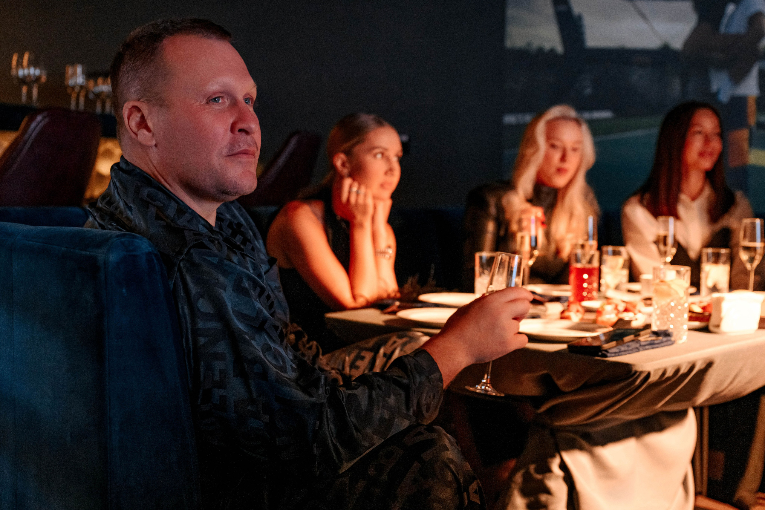 Girl of Boy Party. Максим Комаров — Профессиональный фотограф