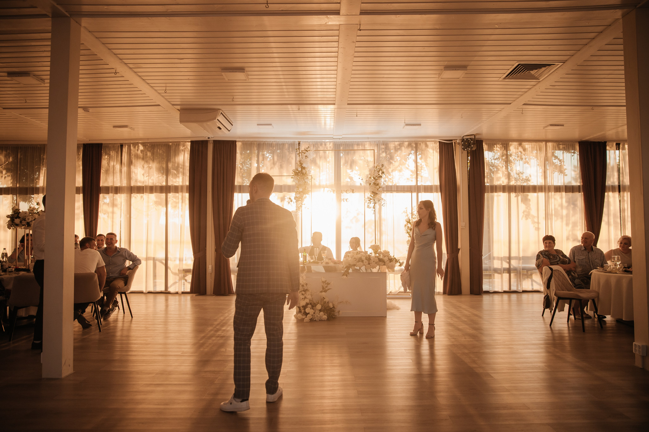 Wedding «Sunlight». Свадебные фотограф и видеограф Наталья и Анатолий Новиковы СПб