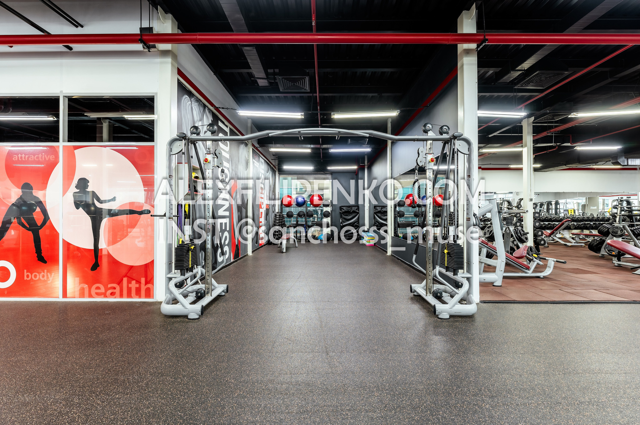 WORKOUT Достык 18. Фотограф интерьера недвижимости и архитектуры в Астане