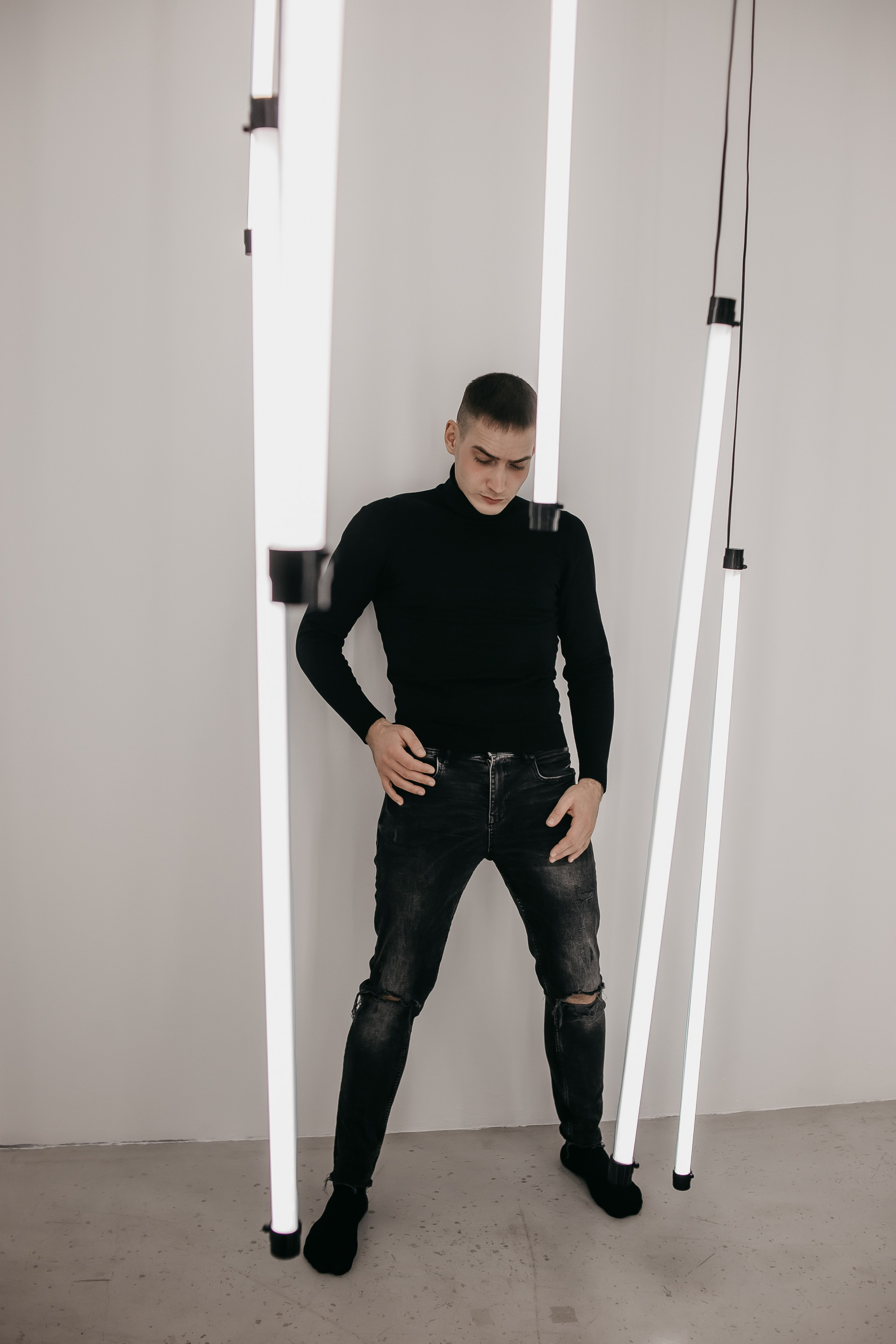 Евгений. Фото в неоне. Фотограф Регина Крикунова г. Красноярск