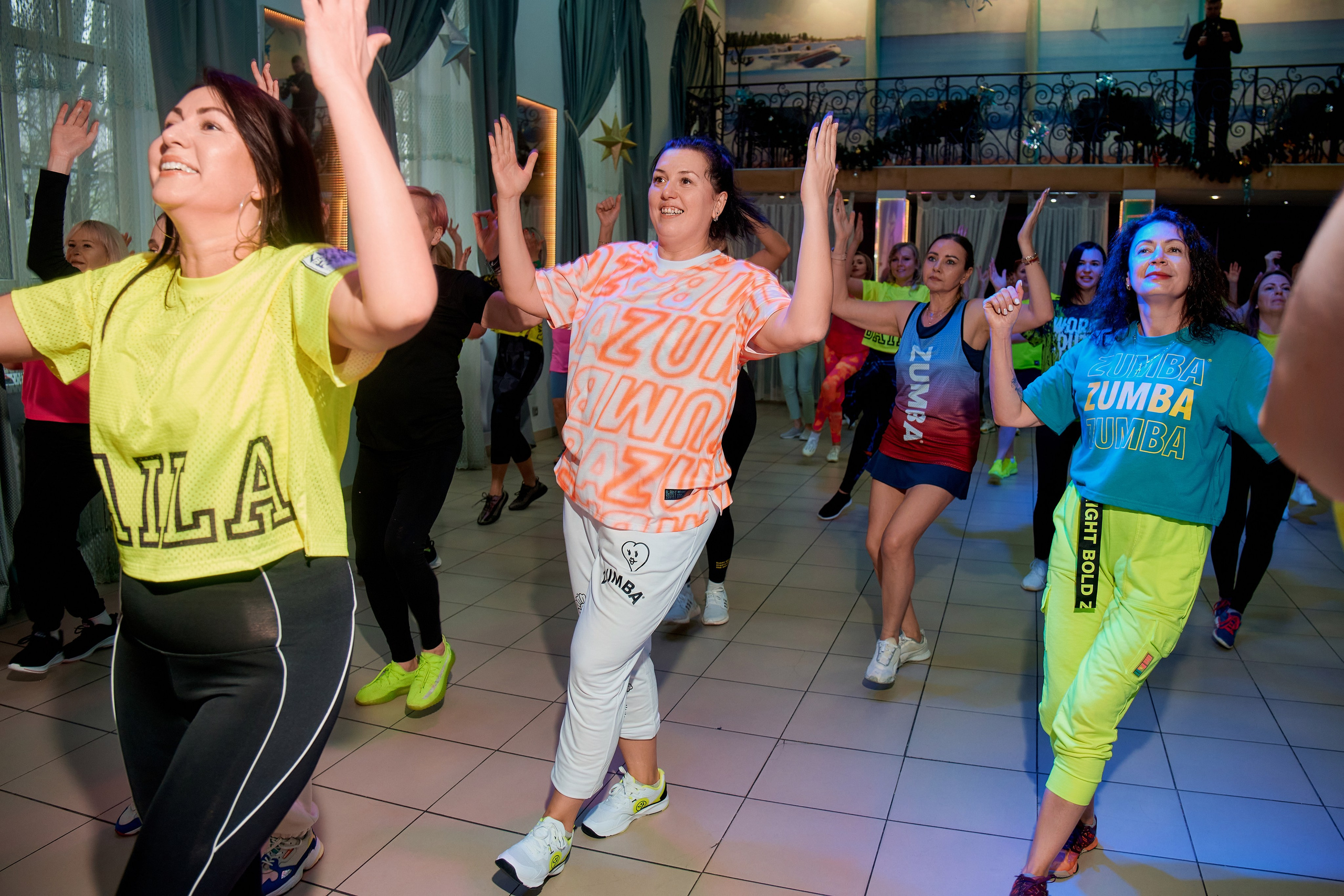 Благотворительная тренировка ЗУМБА. Арт-кафе «Чайка». Фотограф Таганрог Анна Трайжон