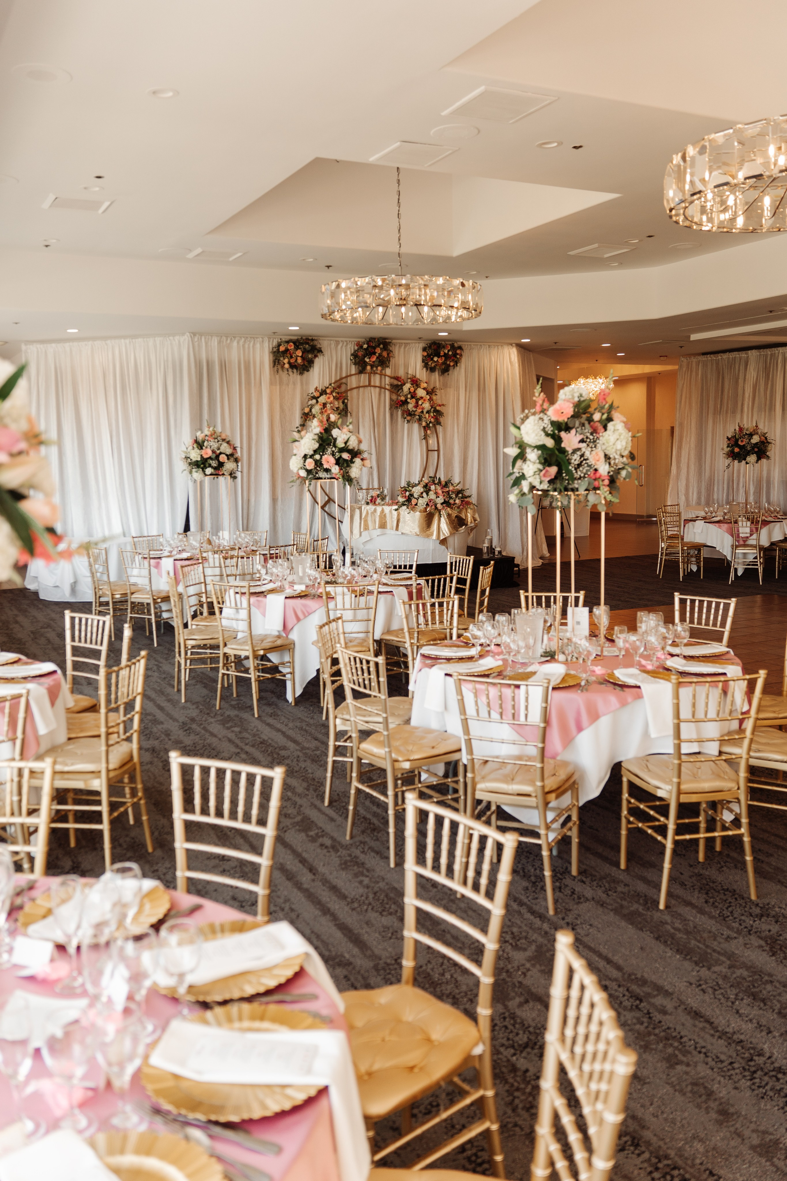 2025-08-16_AndreaChristopher. Ретушер Зенькевич Света