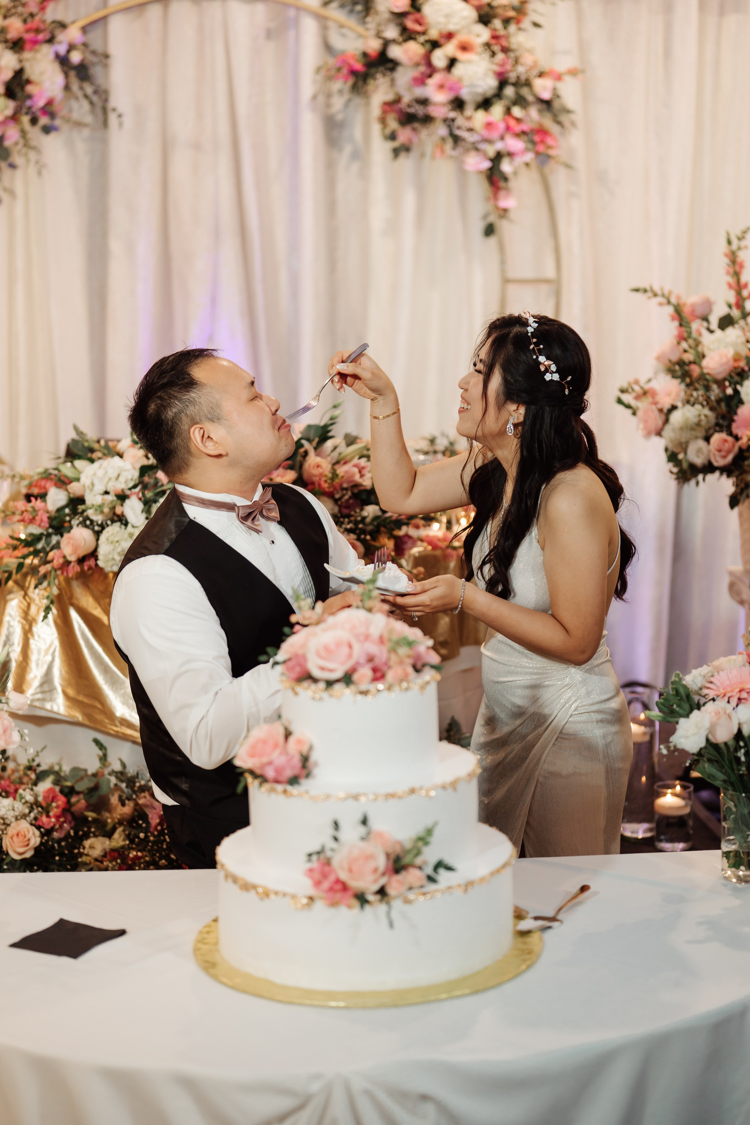 2025-08-16_AndreaChristopher. Ретушер Зенькевич Света