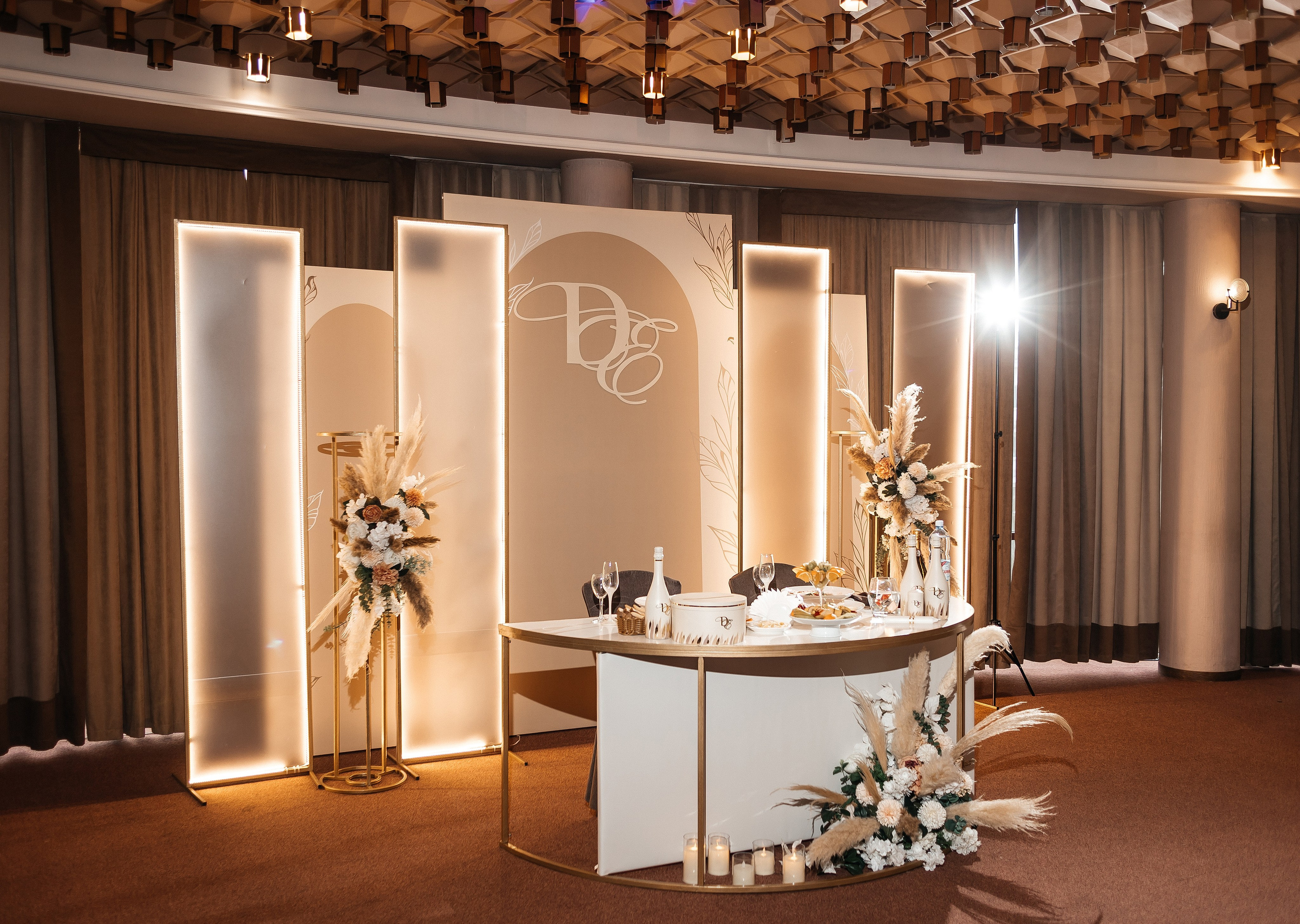 Евгения & Данил | 25.04.25. Свадебный и семейный фотограф в Омске Евгения Хакимова