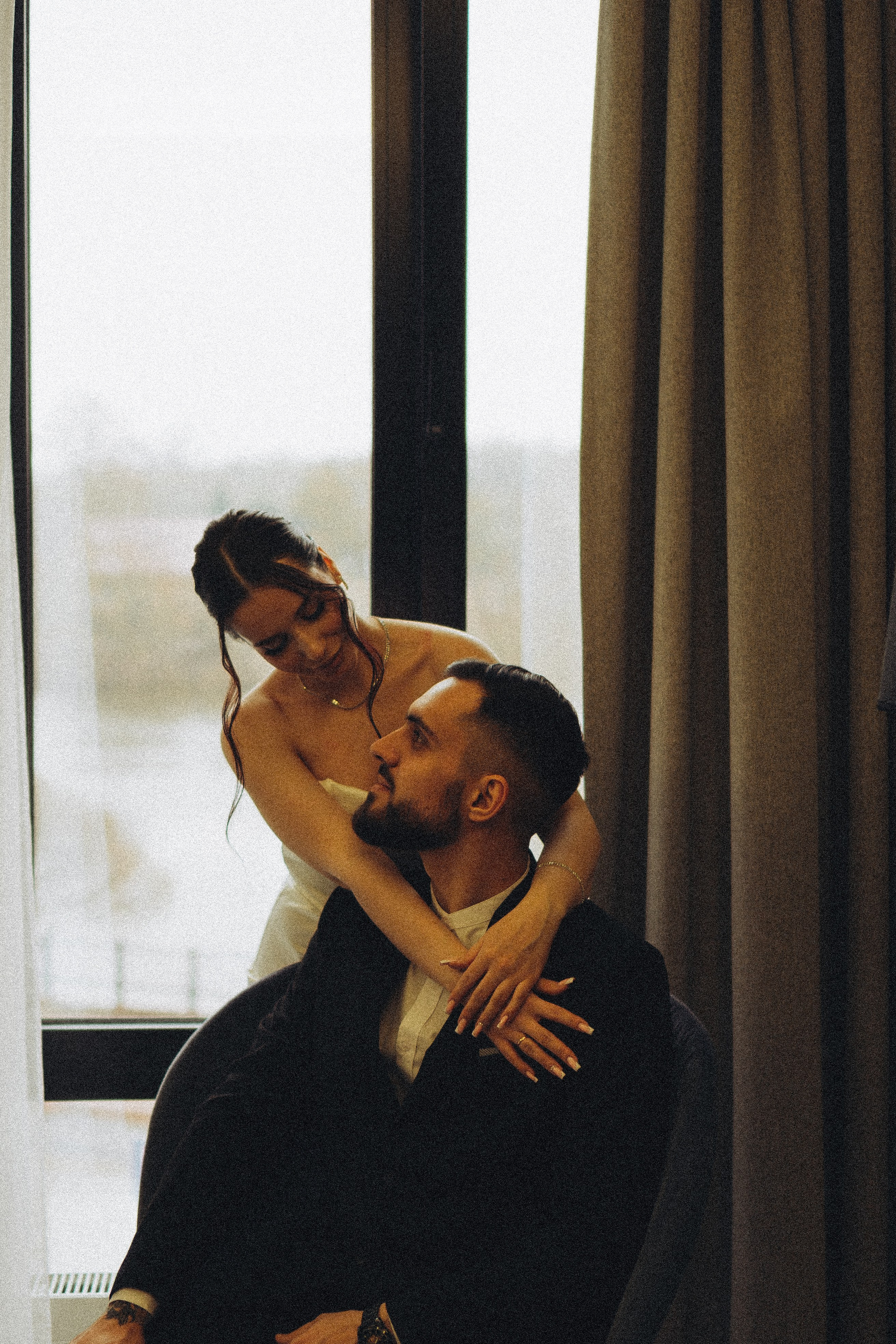 СВАДЕБНАЯ СЬЕМКА СБОРОВ ЖЕНИХА И НЕВЕСТЫ В ОТЕЛЕ И ТАКЖЕ ФОТОСЕССИИЯ В ОТЕЛЕЕ МЕГАПОЛИС БРЯНСК. Профессиональный фотограф, Санкт-Петербург — Виктория Богомолова