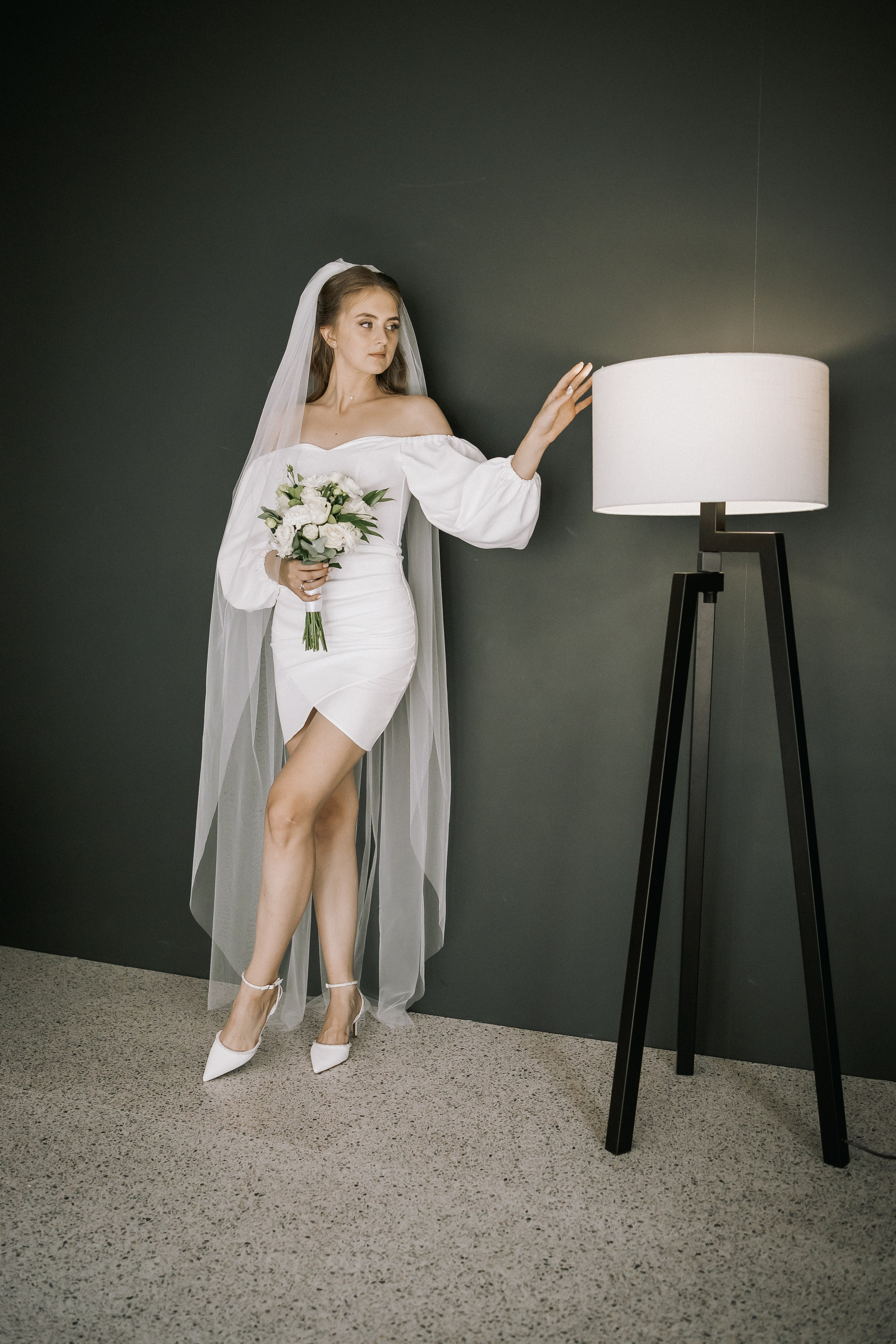 Свадебная прогулка. Эвелина и Дмитрий. Свадебная фотография. Арина Рубах