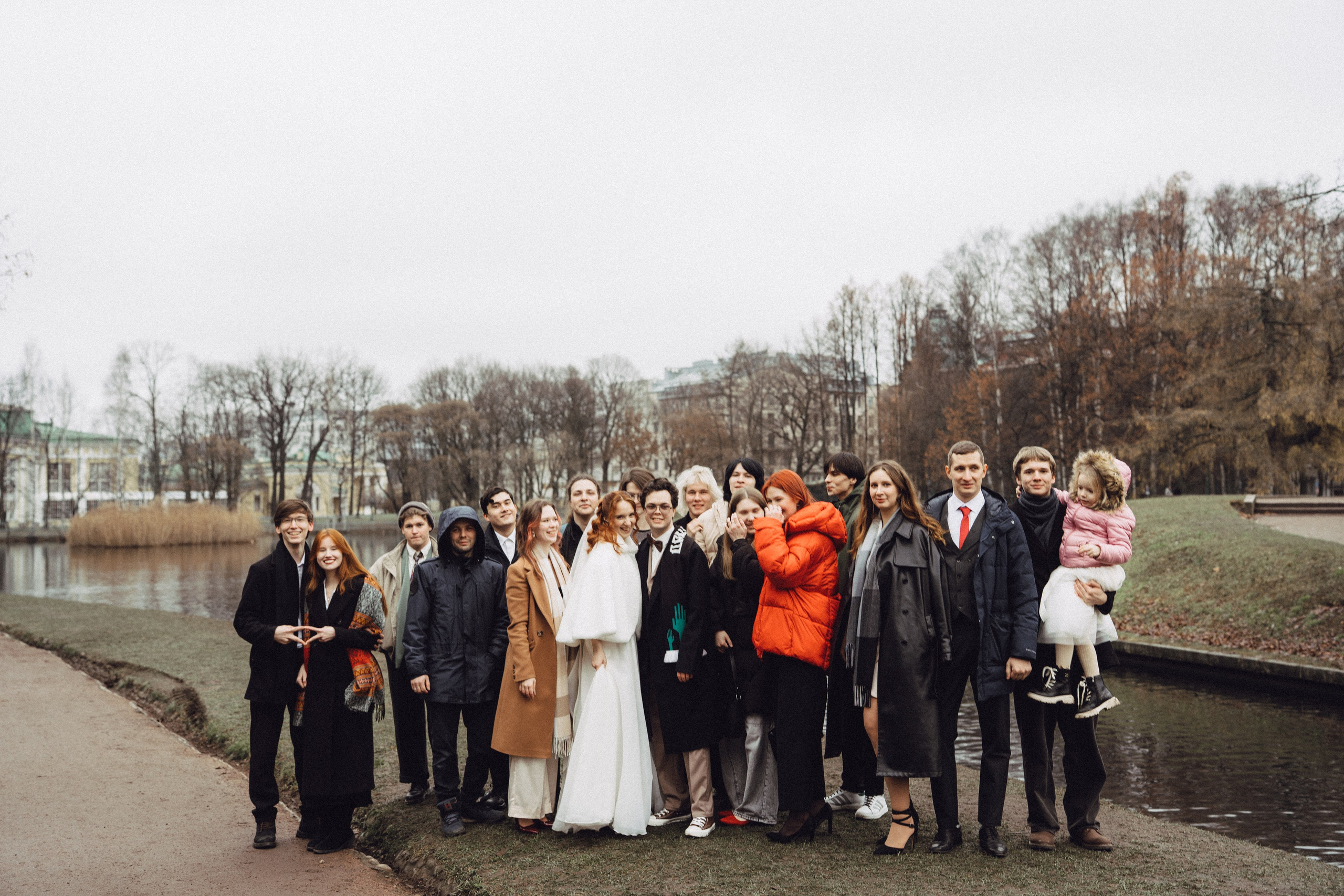 СВАДЕБНАЯ СЬЕМКА ВО ВТОРОМ ДВОРЦЕ С ГОСТЯМИ И ПРОГУЛКА В ТАВРИЧЕСКОМ САДУ. Профессиональный фотограф, Санкт-Петербург — Виктория Богомолова