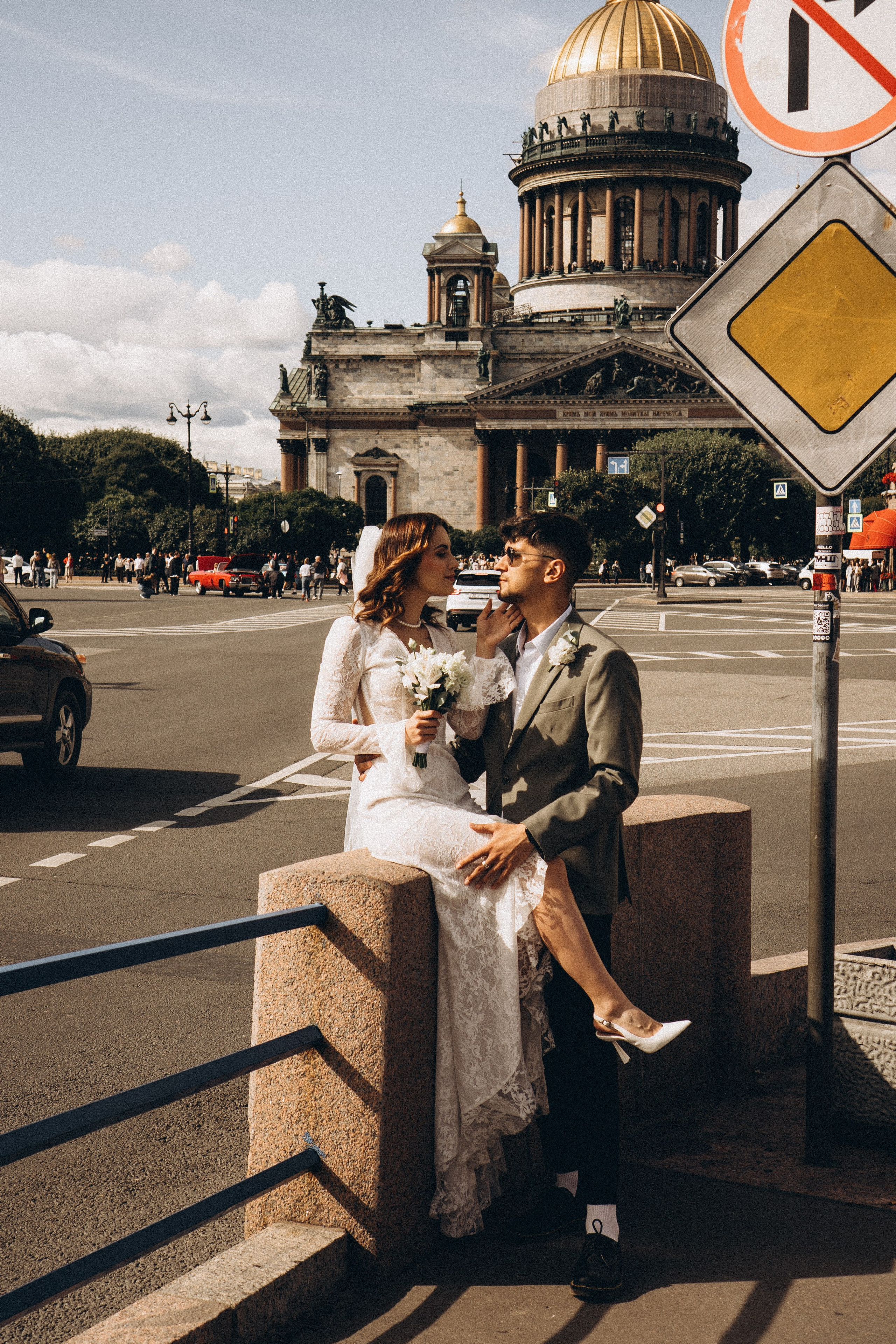 СВАДЕБНАЯ ПРОГУЛКА ВОЗЕ ИСАИКЕВСКОГО СОБОРА АСТОРИИ И ЗАКОНОДАЛЕТНОГО СОБРАНИЯ. Профессиональный фотограф, Санкт-Петербург — Виктория Богомолова