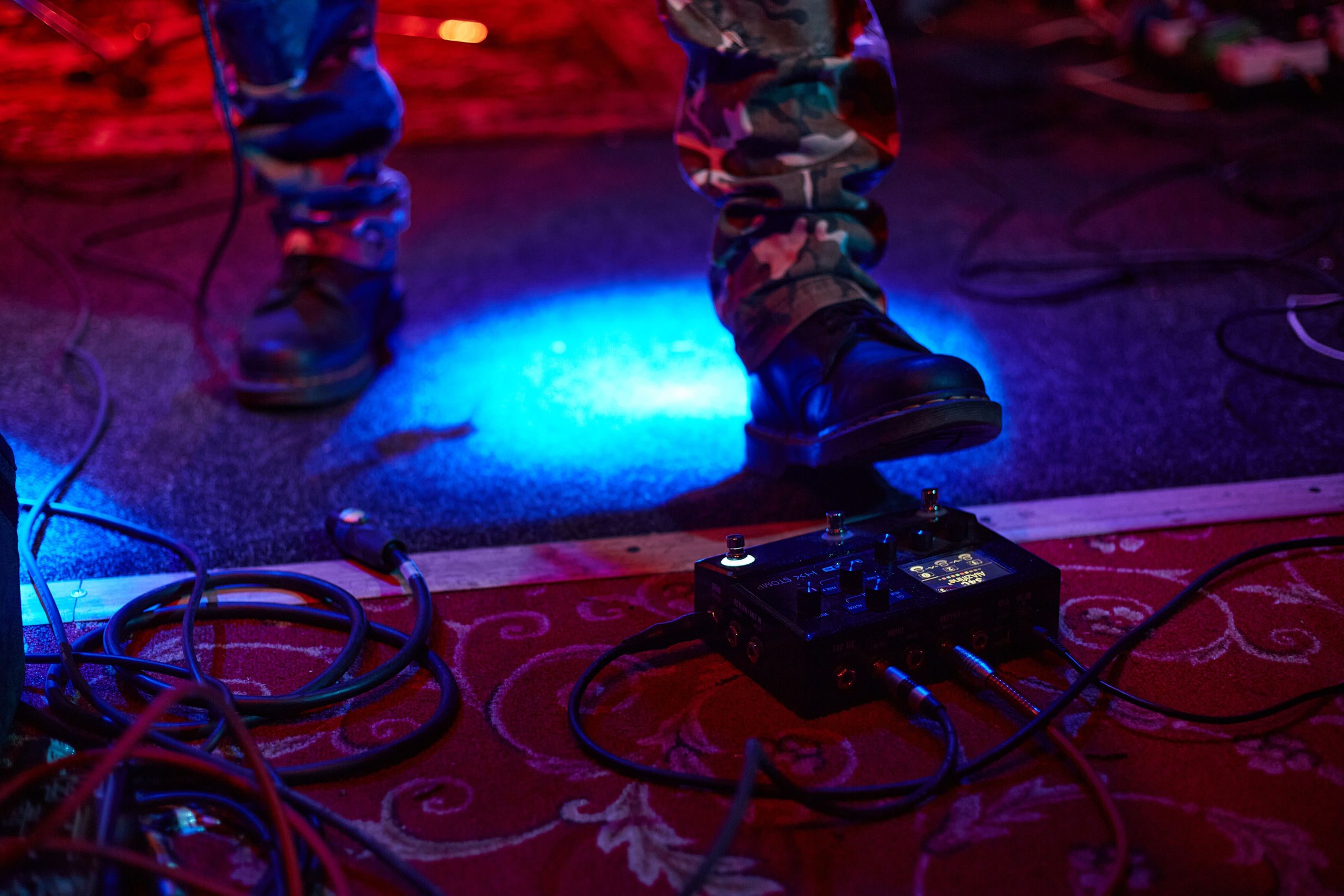 2023-11-03. Abysslooker