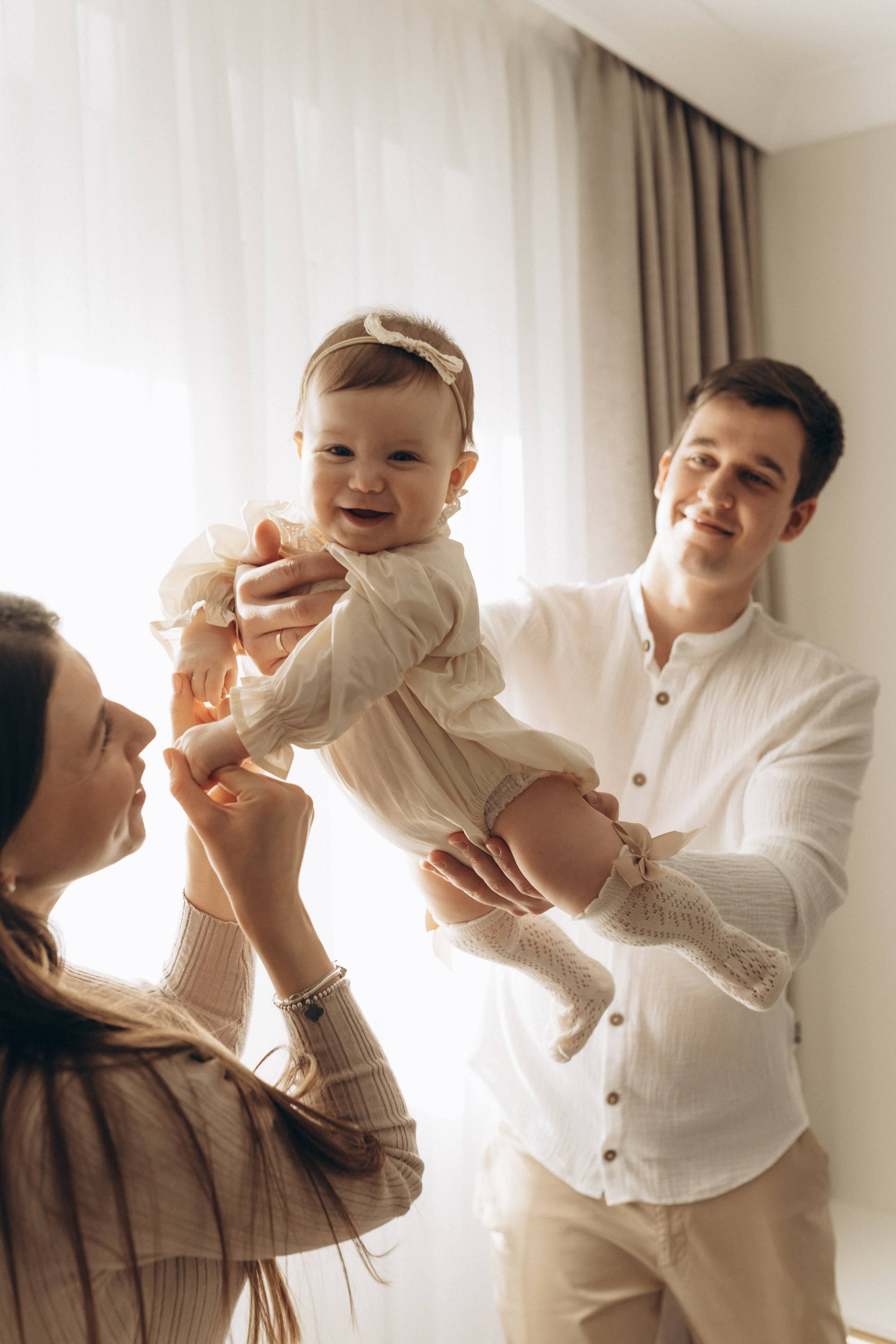 Счастливы вместе. Фотограф новорожденных малышей Одинцово/Москва Юлия Скок