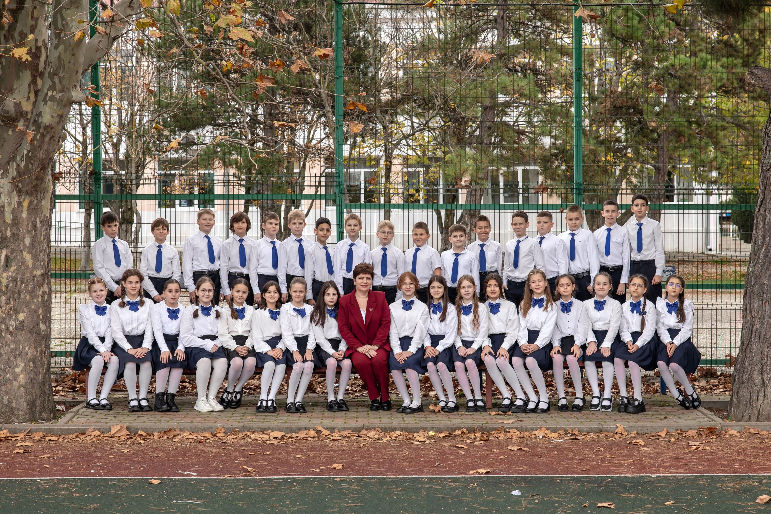 1 школа. Фото для папки. Семейный и свадебный фотограф в Геленджике Михаил Шматов