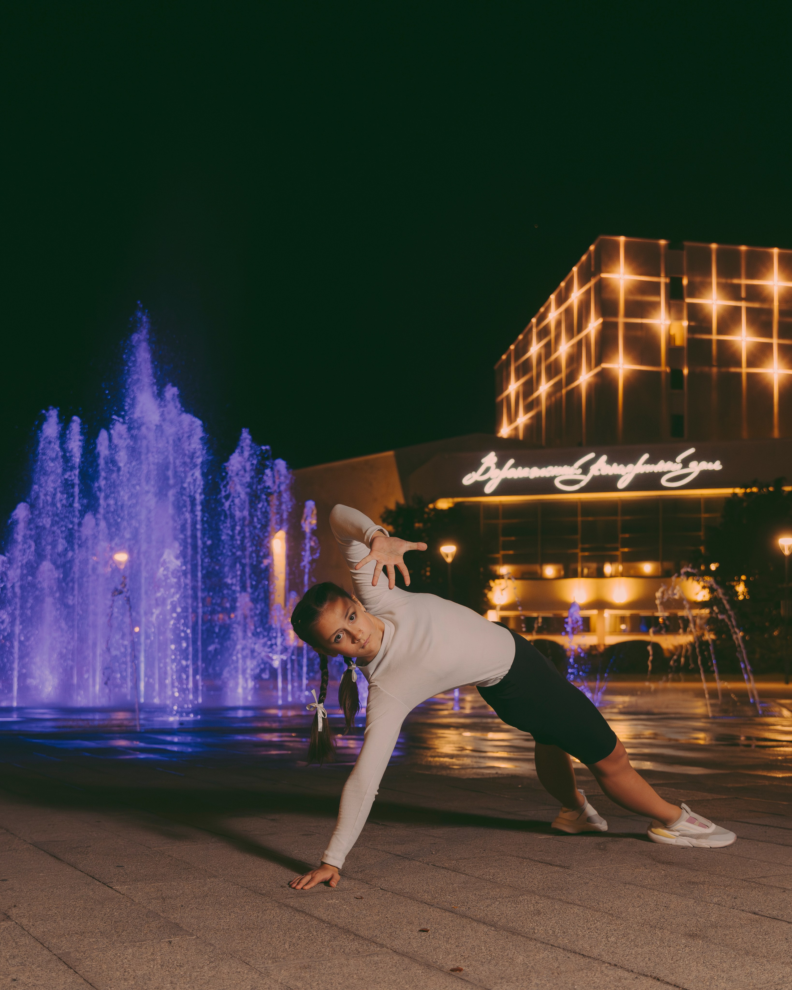 Съёмка EnDehors в вечернем городе. Фотограф Сергей Дружков (Воронеж / Липецк)