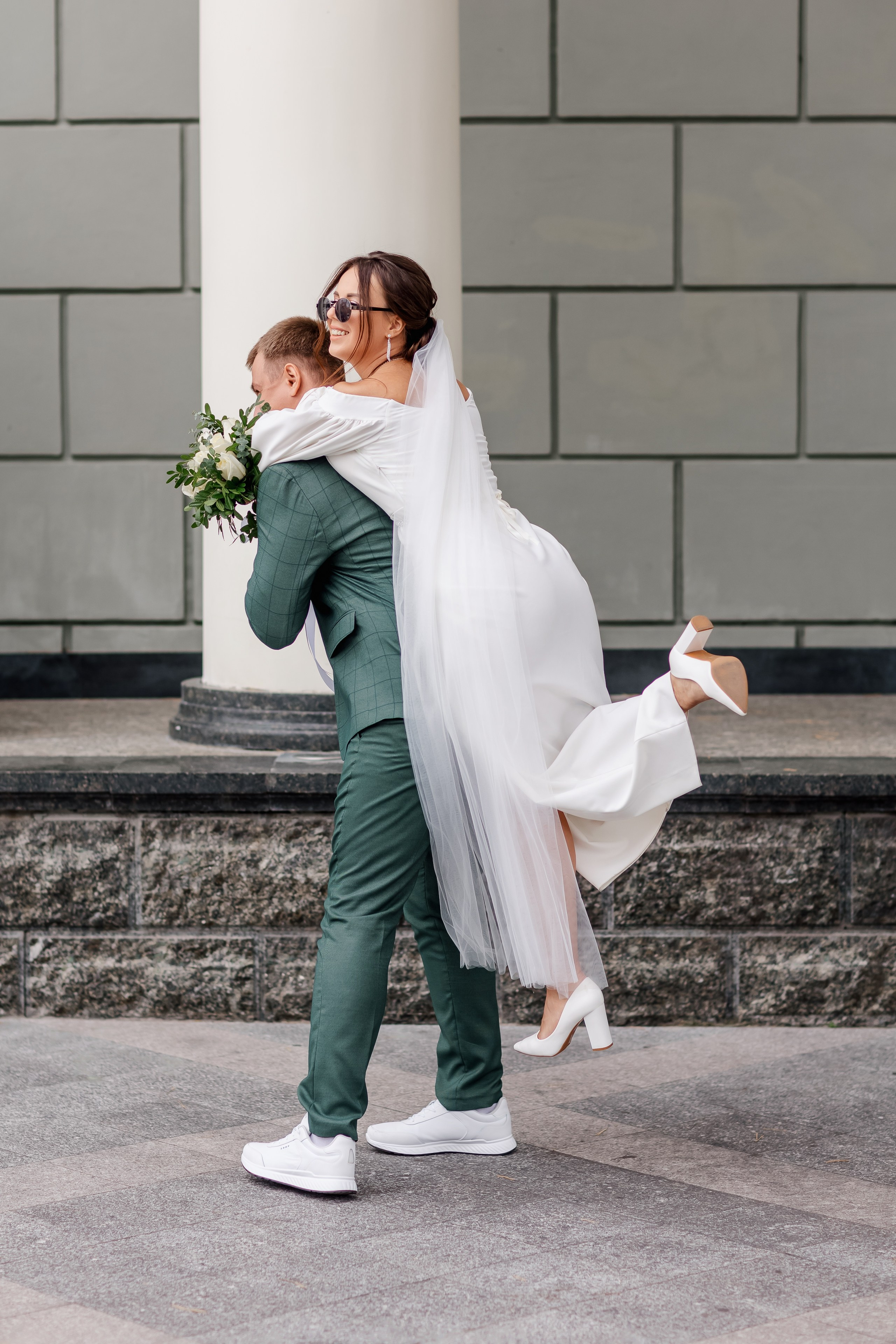 Олег и Юлия. Свадебная прогулка. Свадебный фотограф в Хабаровске