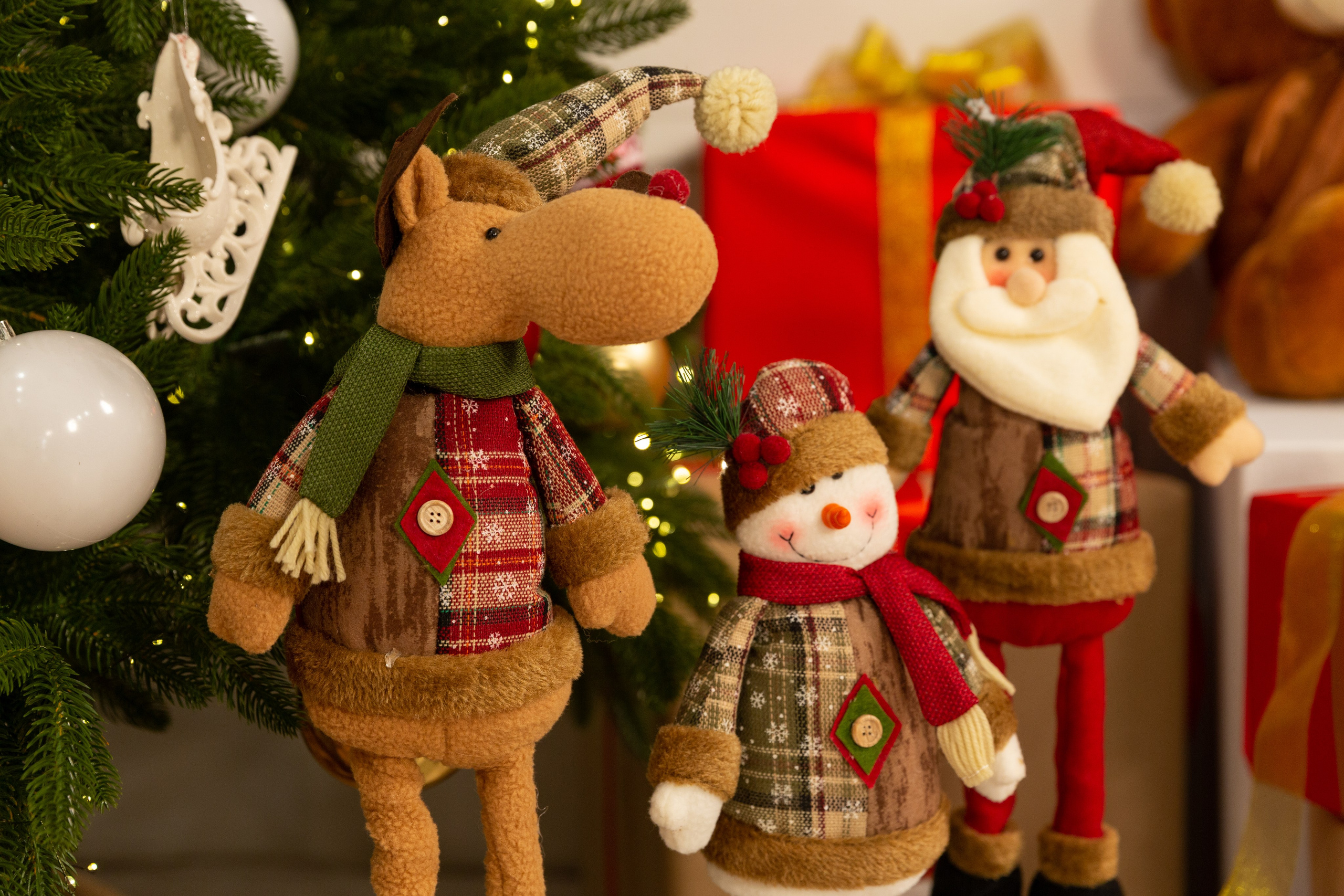 Новогодние локации. Фотостудия Алматы. Семейная и детская фотостудия Family studio.Фотограф Алматы