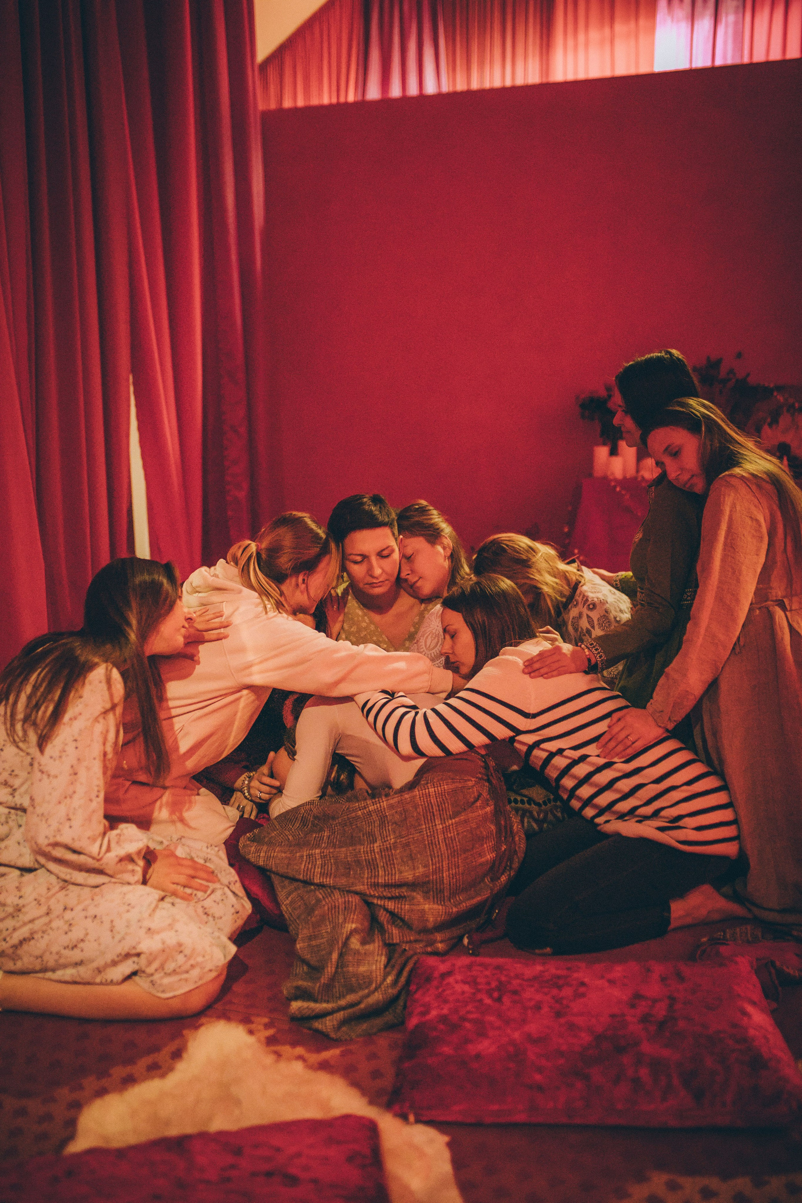 Сакральные женские круги. Фотограф Лебедева Наталья