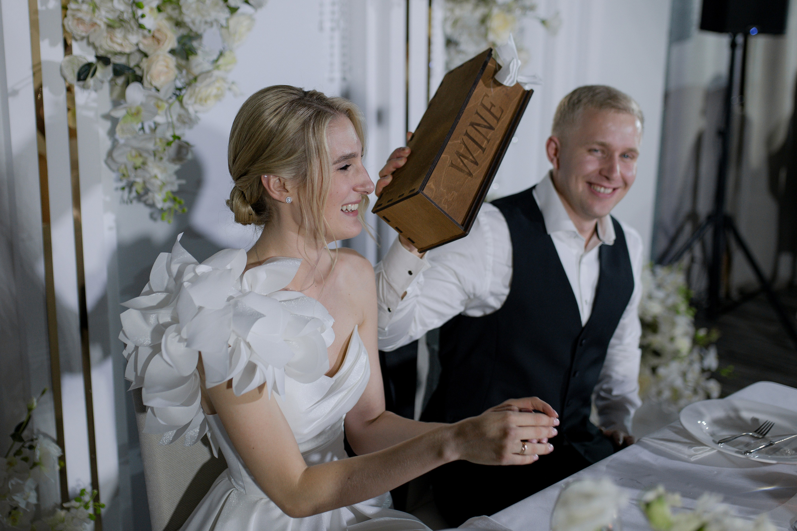 Коля-Карина — Ресторан Dieci (Екатеринбург). Свадебный фотограф Екатеринбург/Челябинск — Любовь Волохова