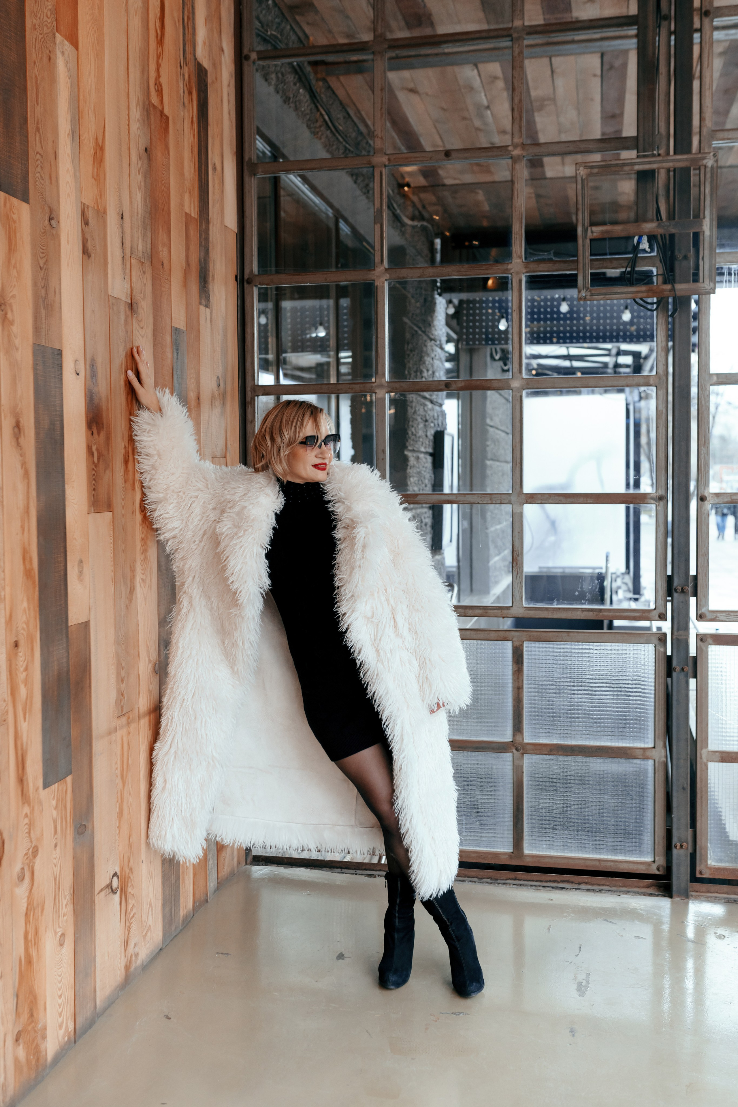 Фотосессия для фотопроекта «Old money». Фотограф Ким Наталья в Красноярске