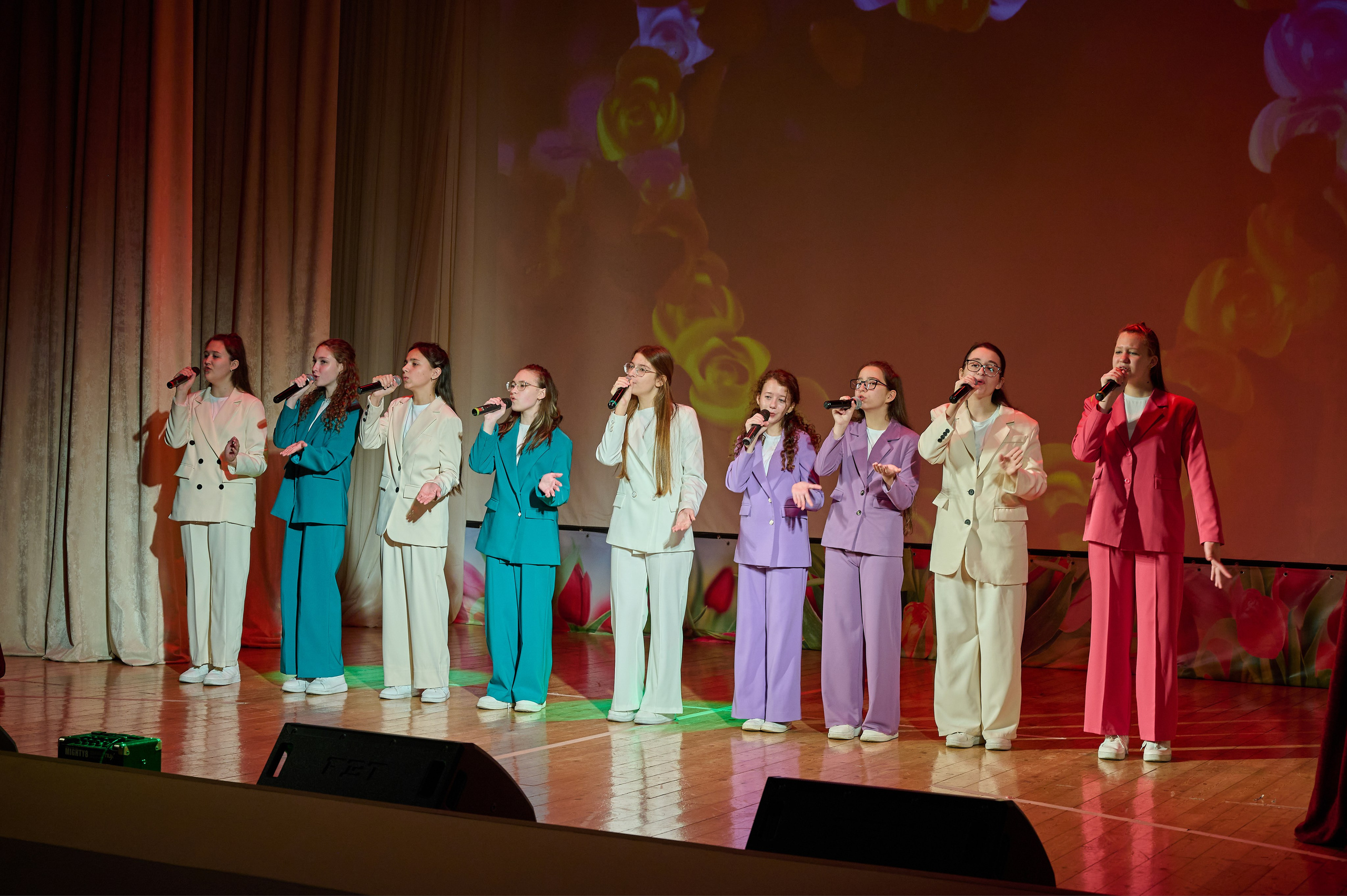 День матери ДК Кабардинка. Жизнь курорта Кабардинка в фотографиях