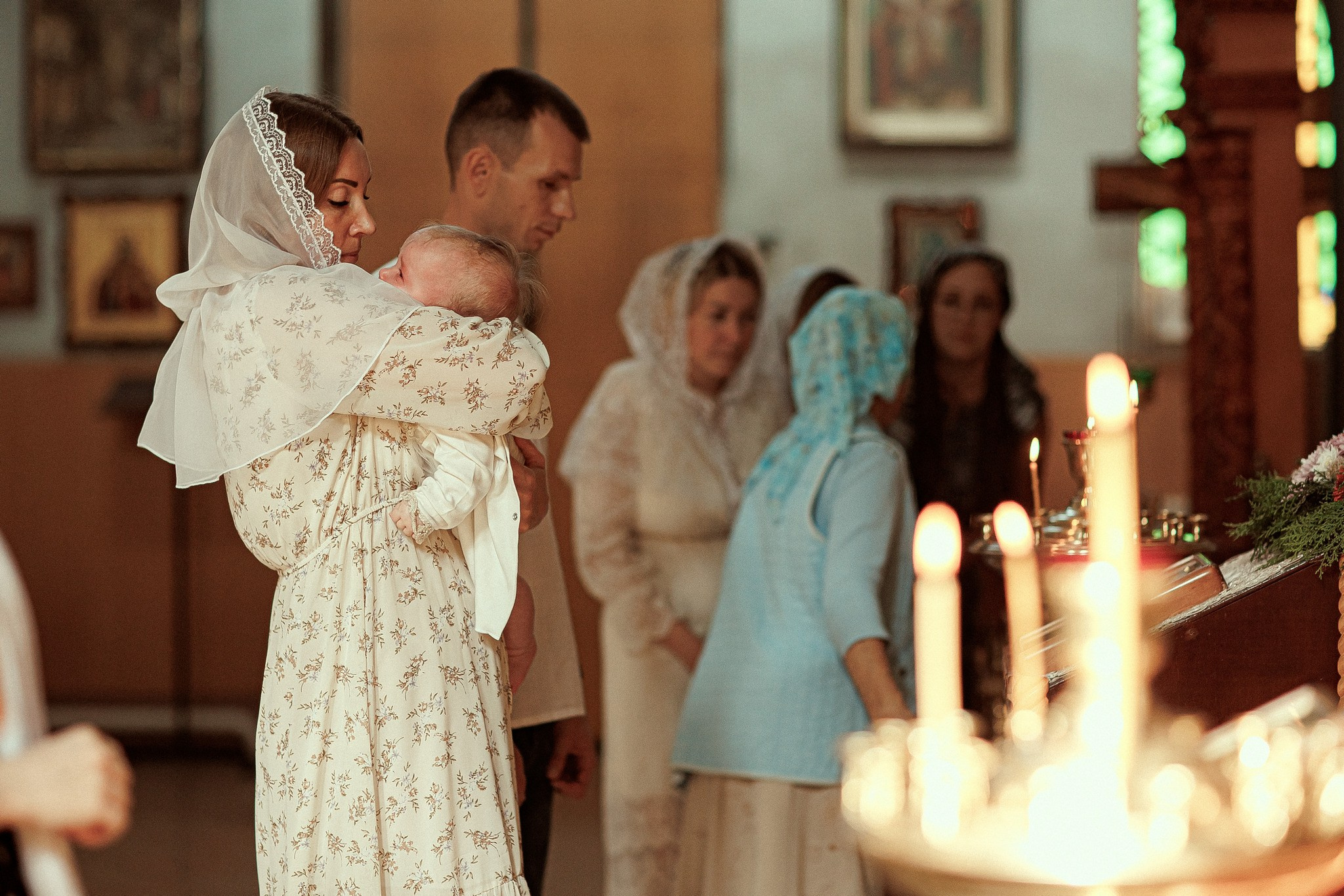 Таинство крещения Аглаи. Храм в п.Ахтырском. Детский семейный фотограф в Абинске