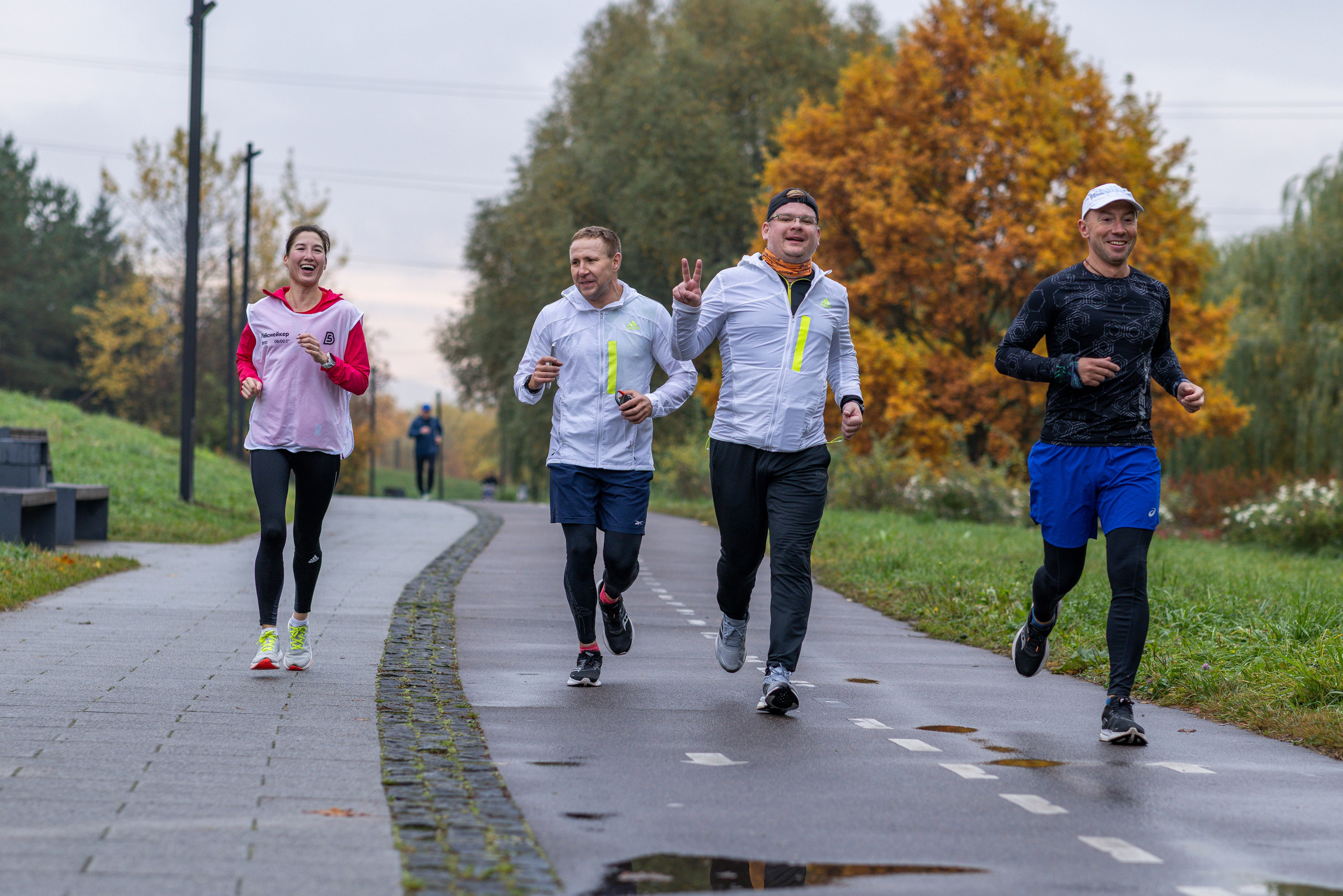 5 вёрст в Митино, 11.10.25. Фотограф Сергей Ловкий