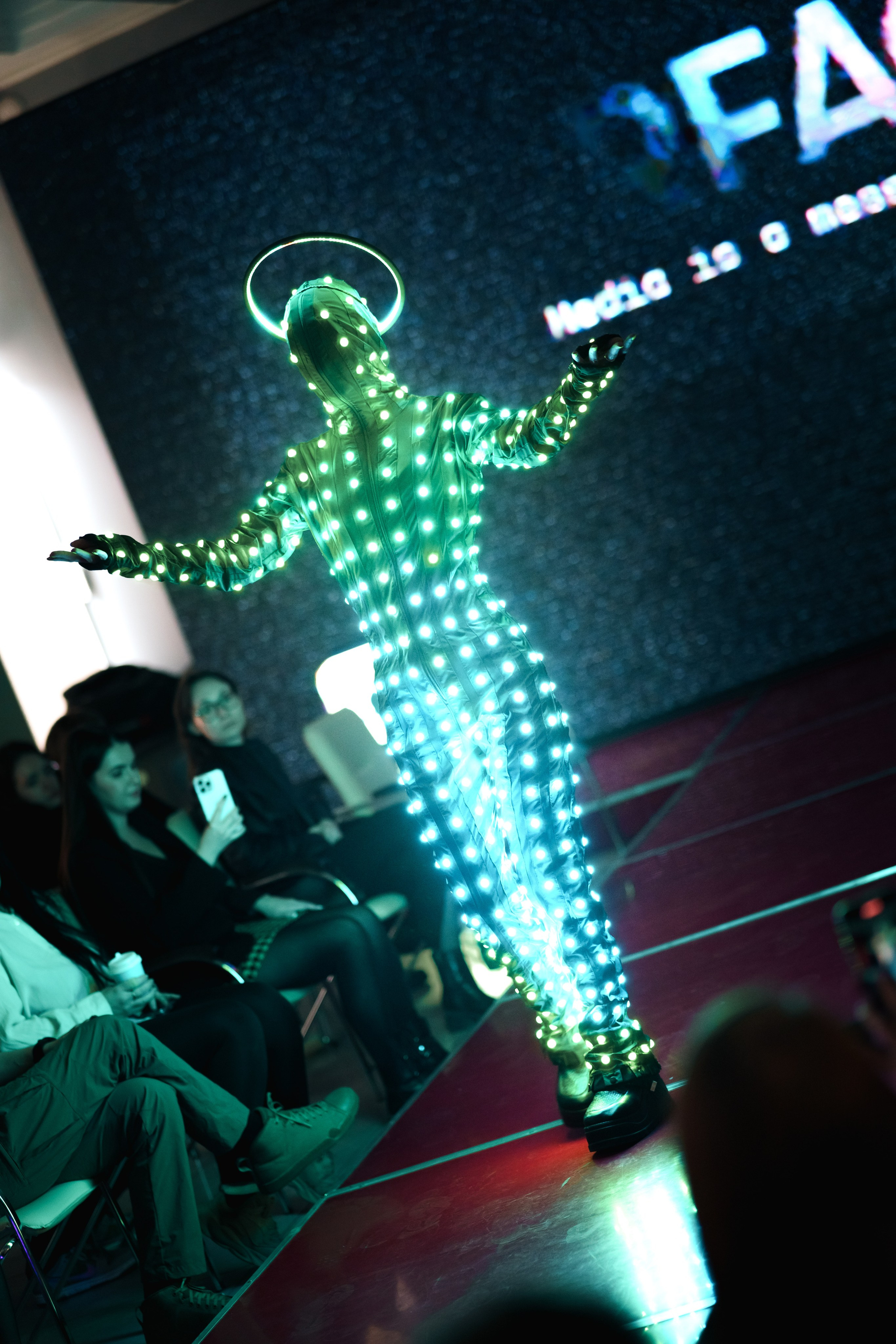 Модный показ Fashion Flow 2025. Фотограф в Санкт-Петербурге Ибрагимова Алина