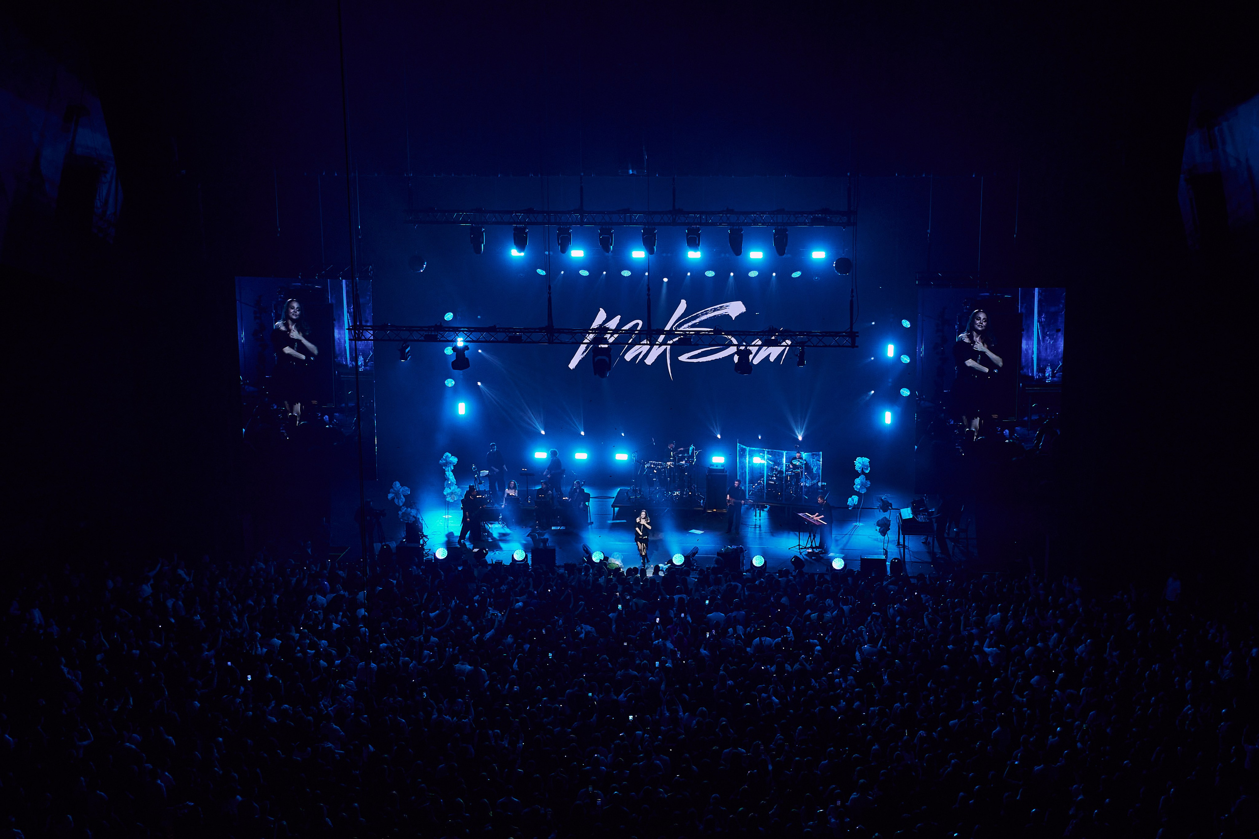 МАКСИМ & TELECLUB. Yekaterinburg, Sochi, Istanbul, Tiflis-Bshari Zaana’da fotoğrafçı