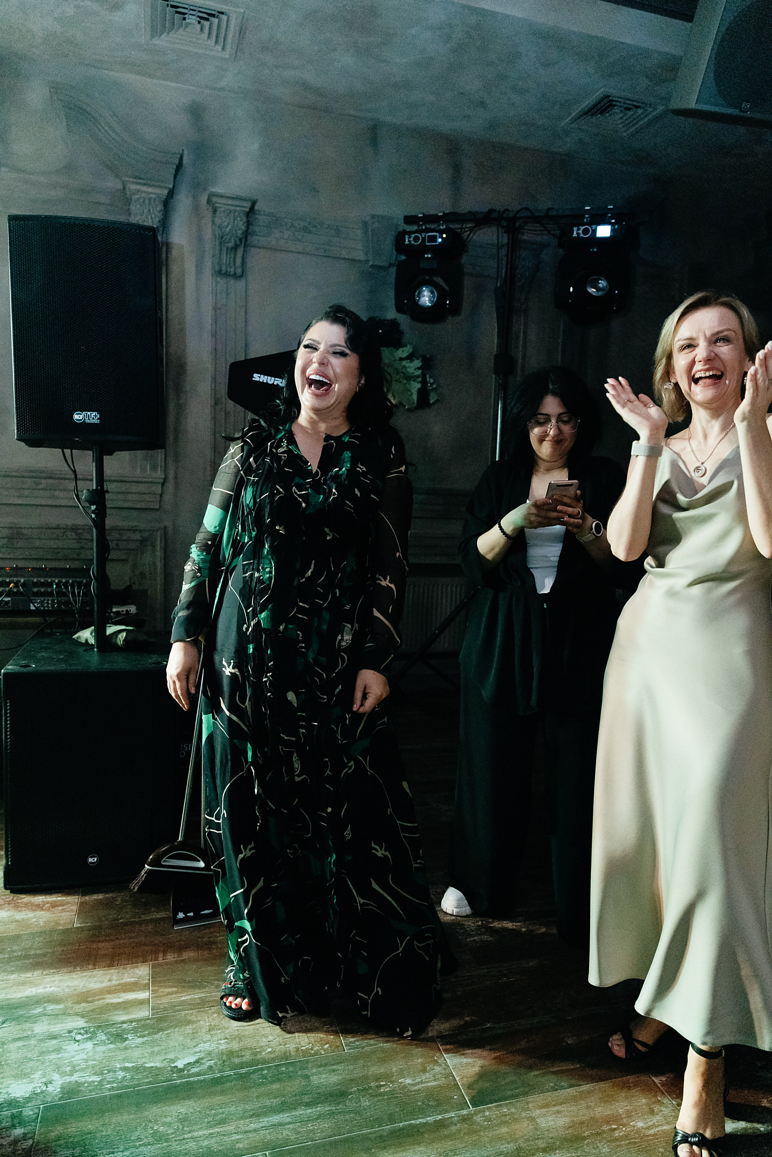 11 класс Гимназия 69. Фотограф и Видеограф в Краснодаре Юлия Солодченко